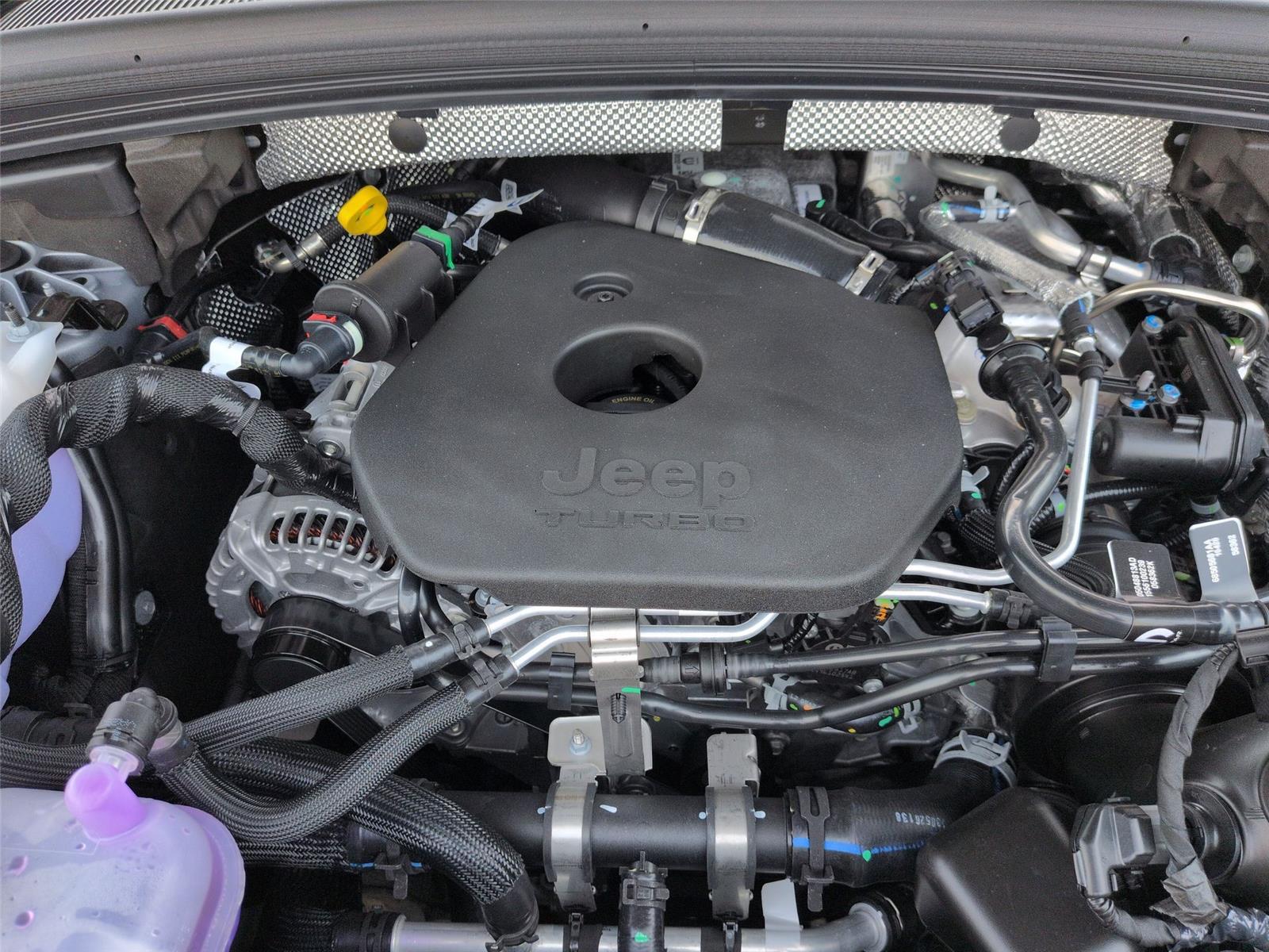 New 2026 Silver Zynith Jeep Laredo Altitude image 38