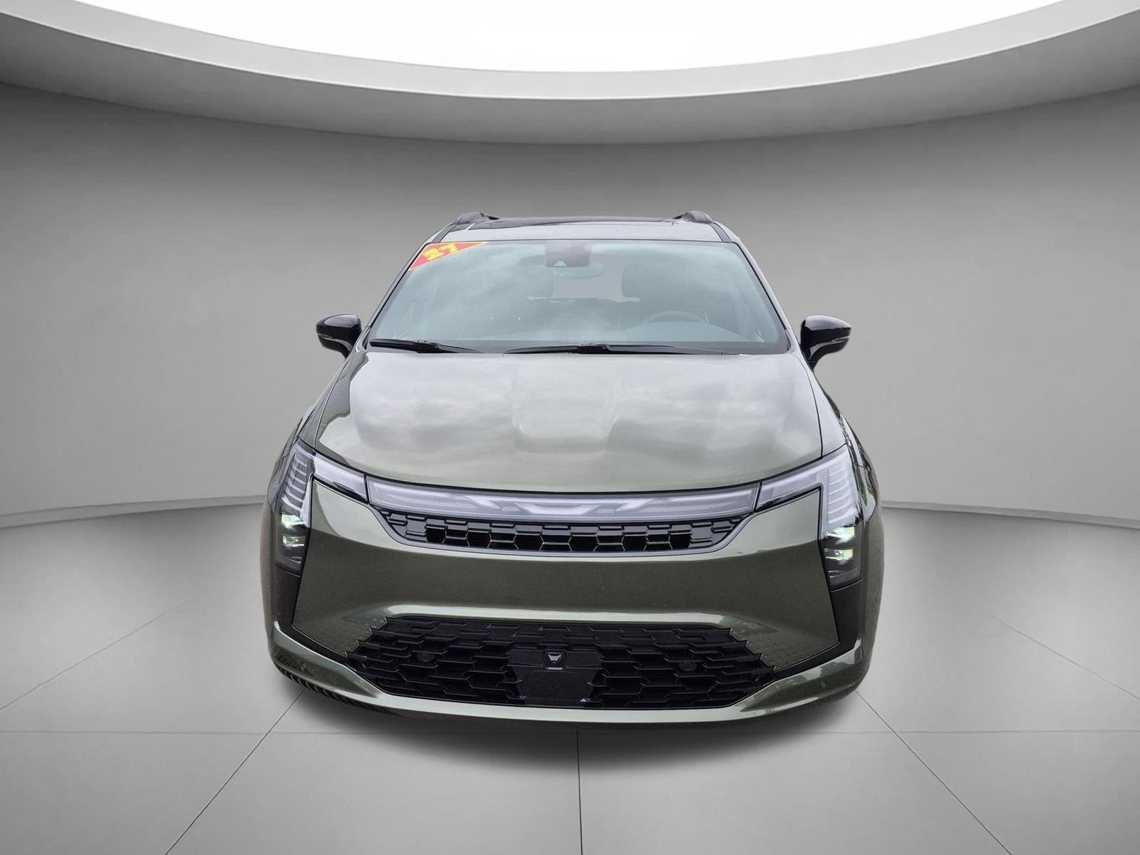 New 2027 Olive Green Pearlcoat Chrysler Limited image 8