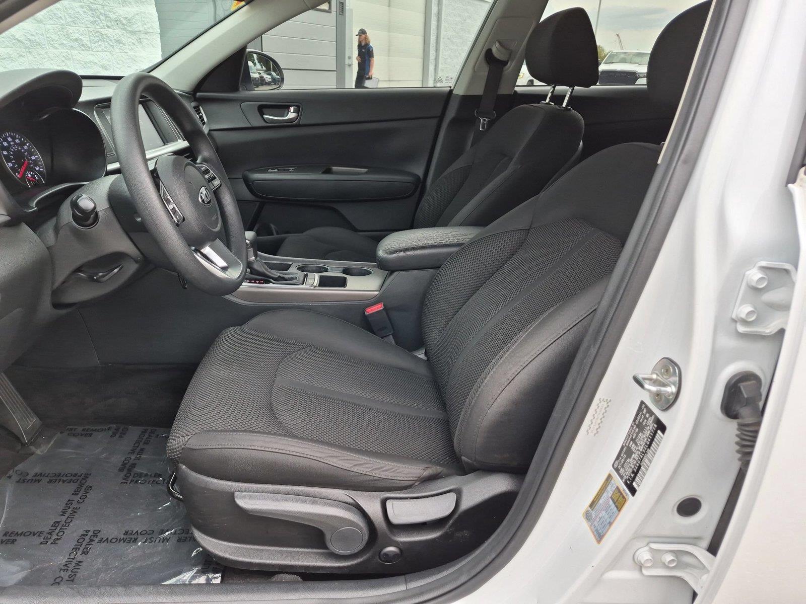 Used 2020 Snow White Pearl Kia LX image 17