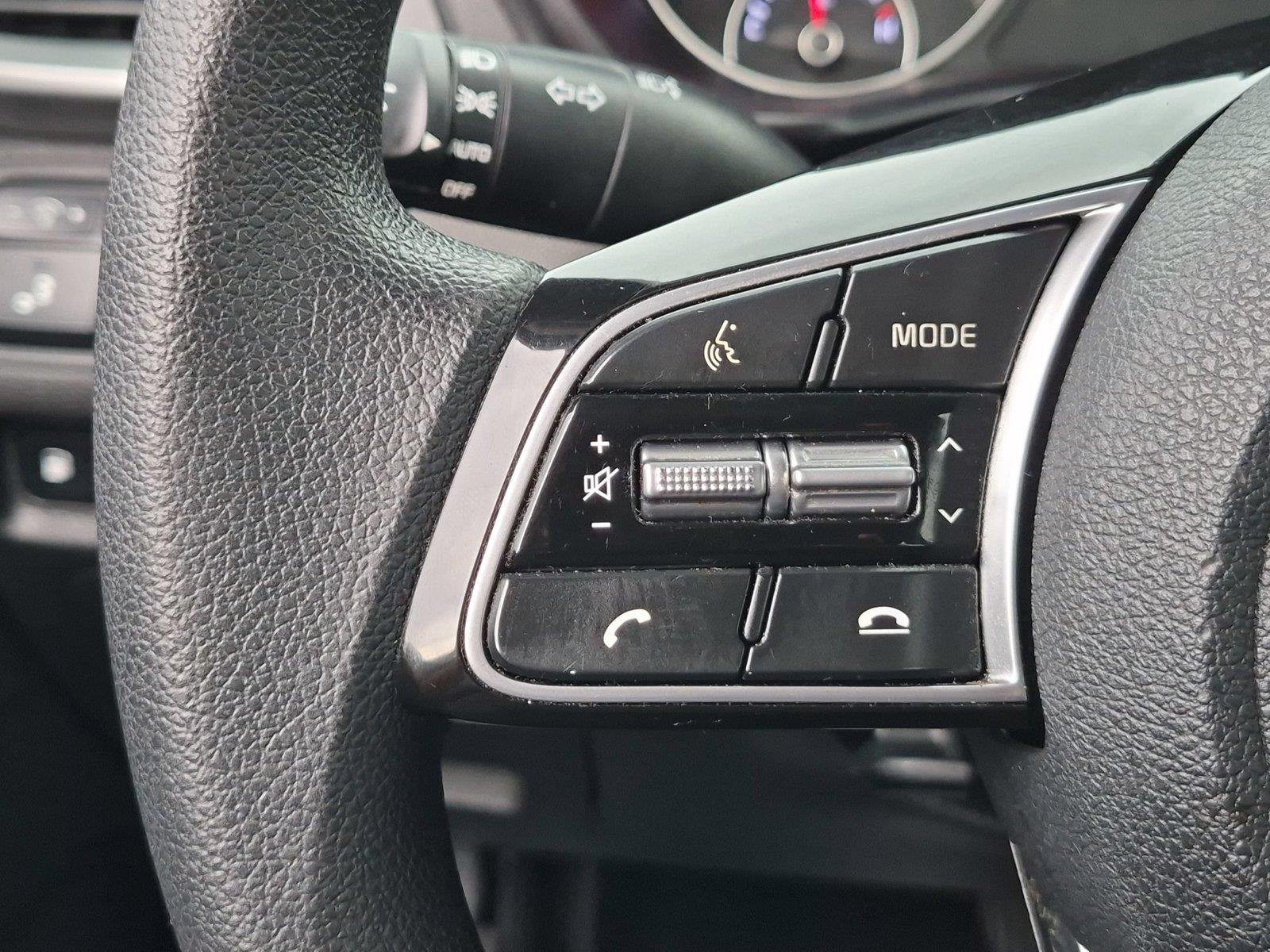 Used 2020 Snow White Pearl Kia LX image 19