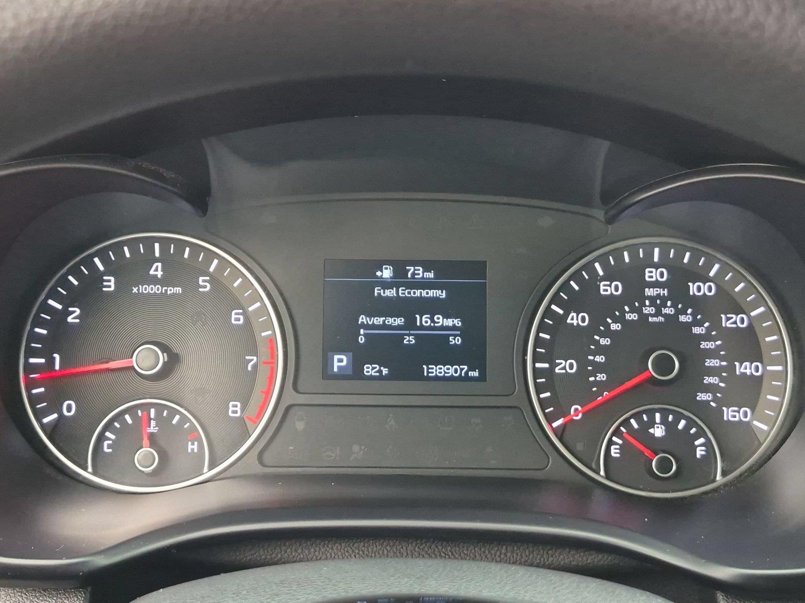 Used 2020 Snow White Pearl Kia LX image 21