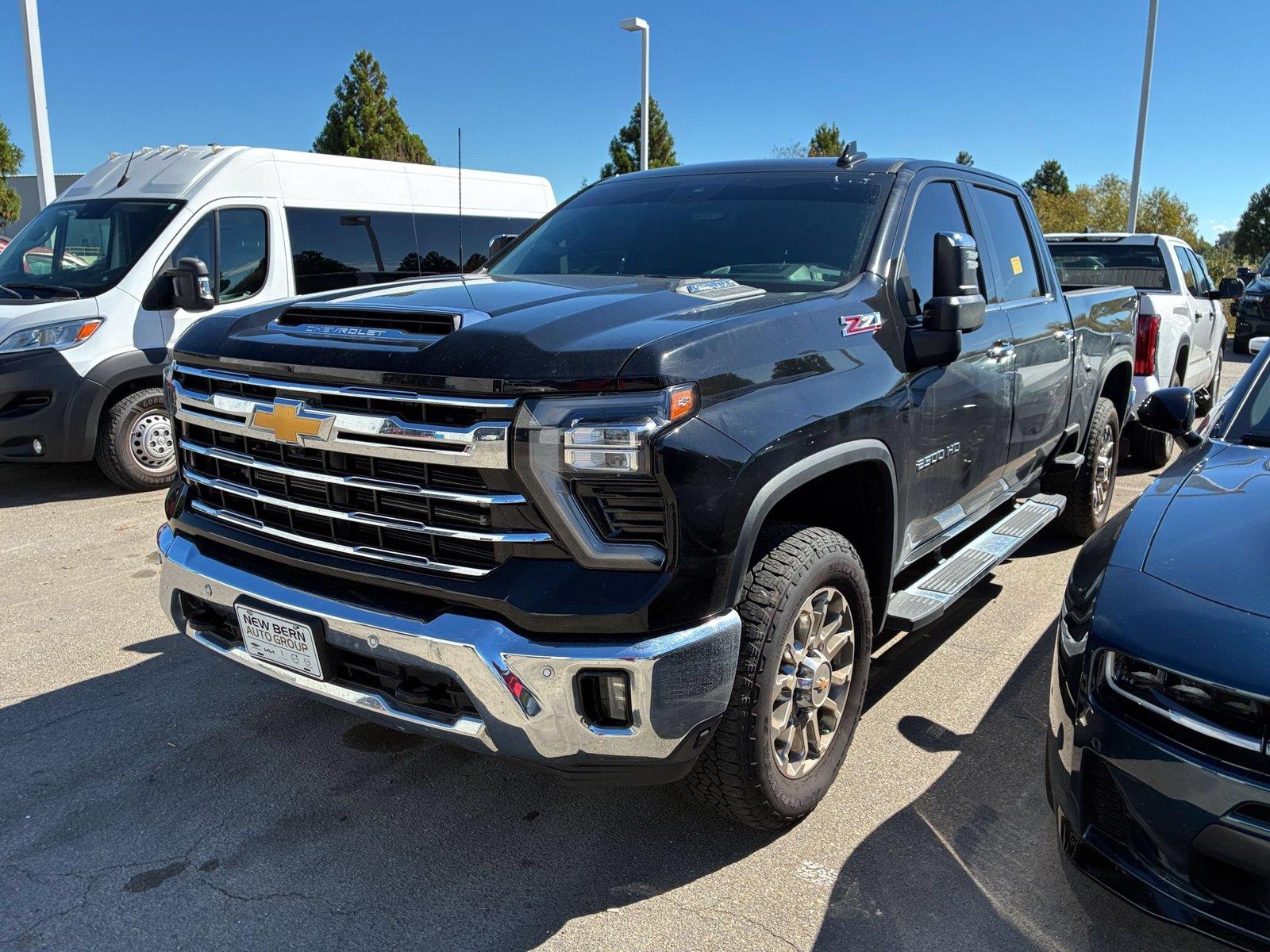 Black 2026 Chevrolet Silverado 2500HD Pickup Truck Four-Wheel Drive Automatic