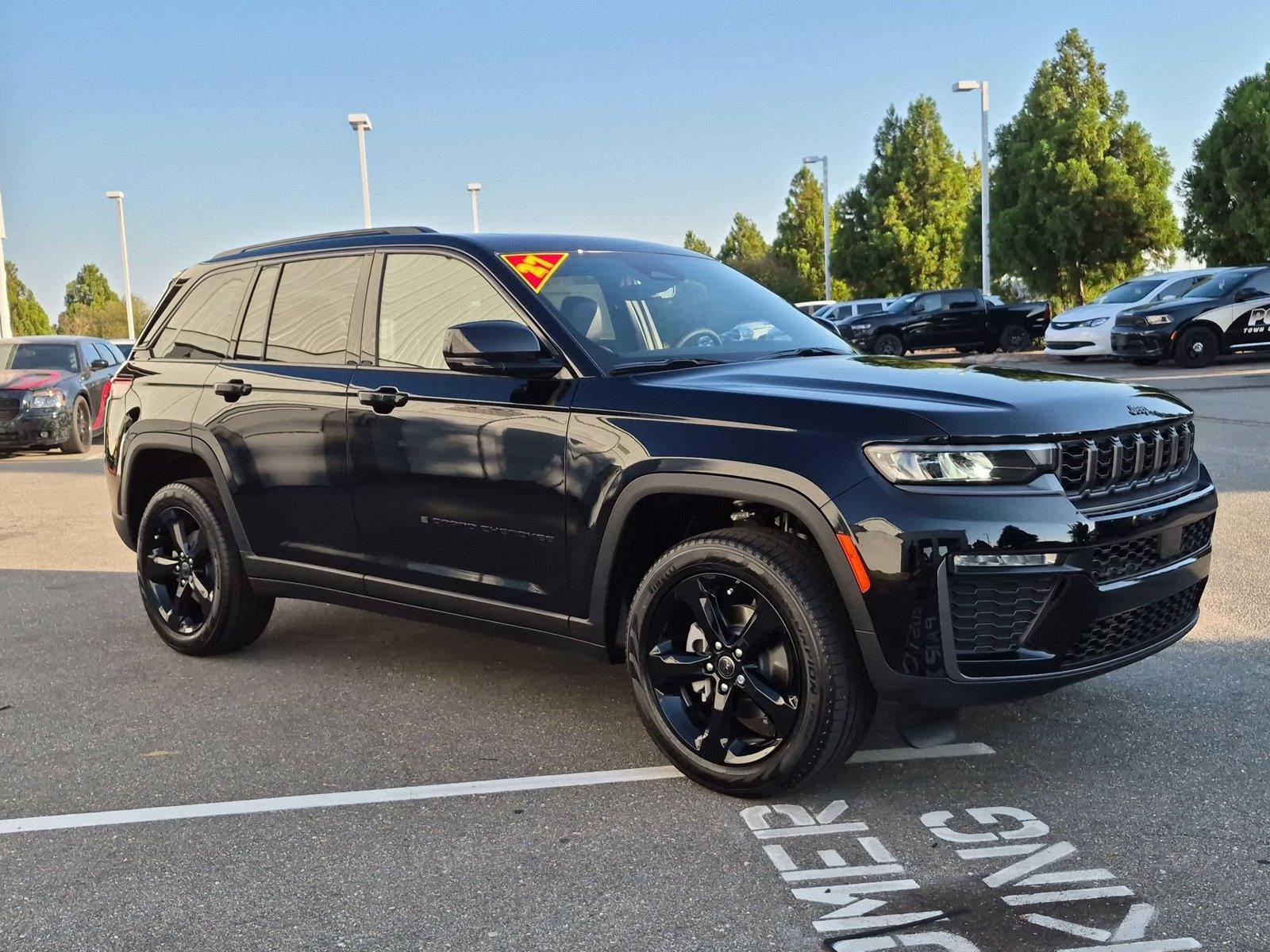 New 2027 High Gloss Black Jeep Limited image 7