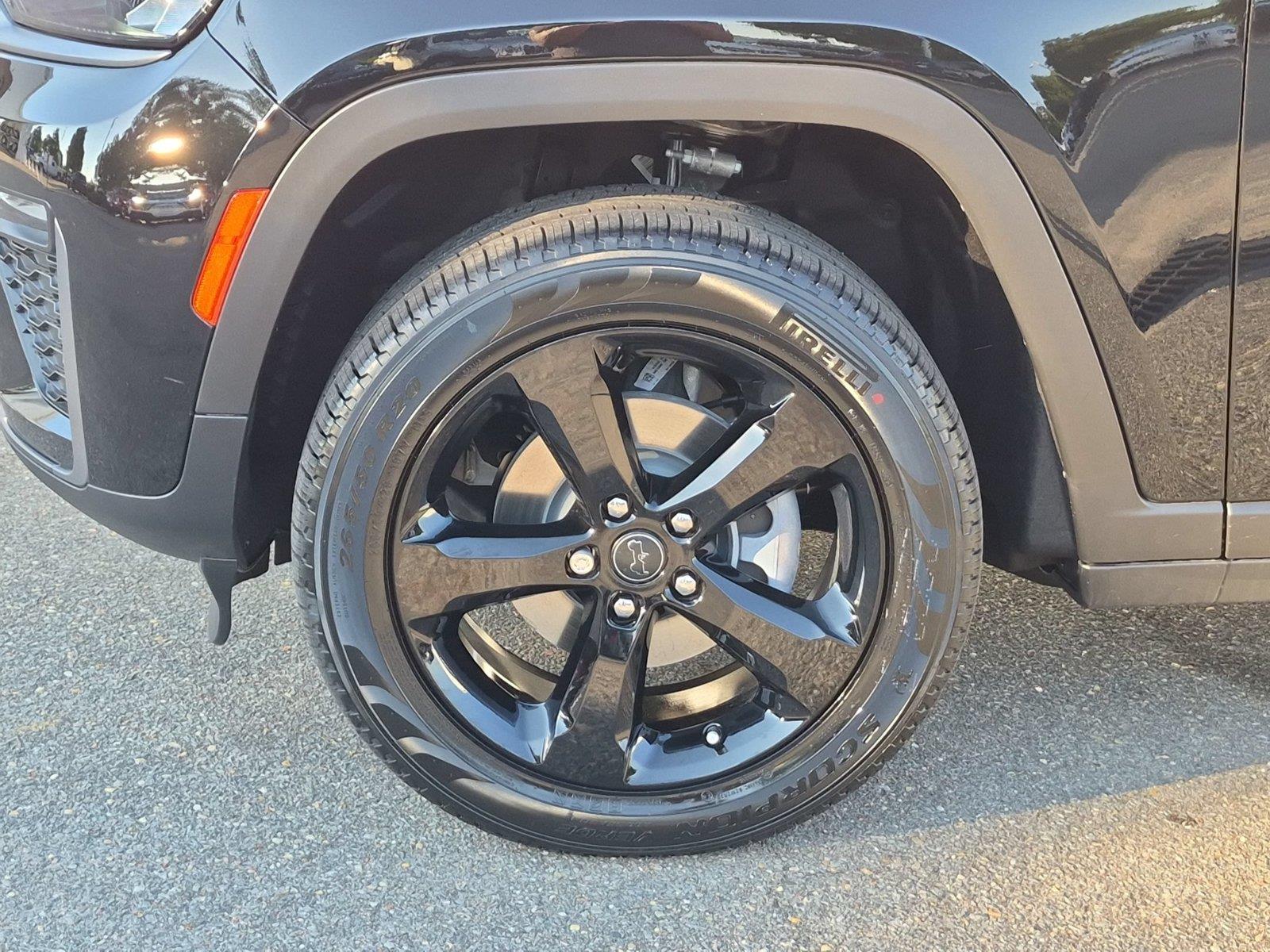 New 2027 High Gloss Black Jeep Limited image 10