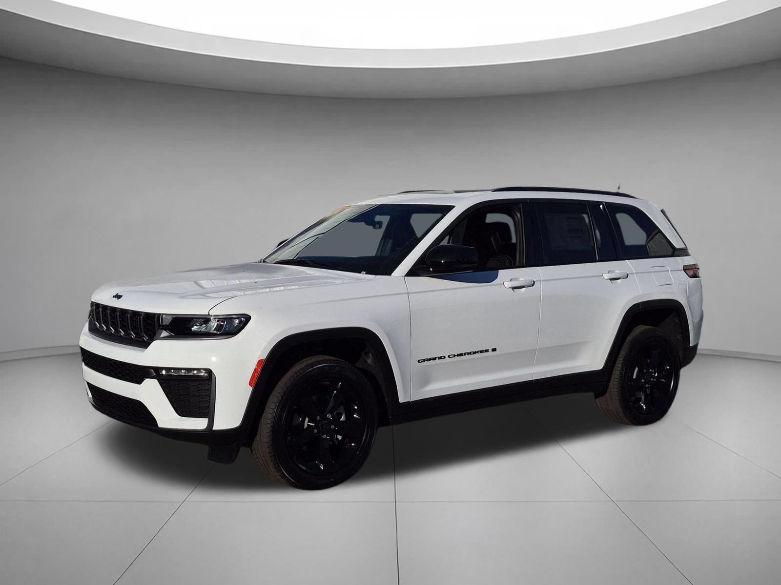 Bright White Clearcoat 2027 Jeep Grand Cherokee SUV / Crossover Four-Wheel Drive 8-Speed Automatic
