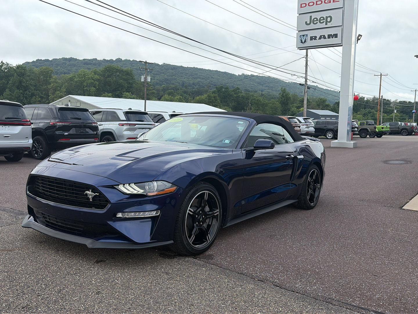 Kona Blue 2019 Ford Mustang Convertible Rear-Wheel Drive 6-Speed Manual