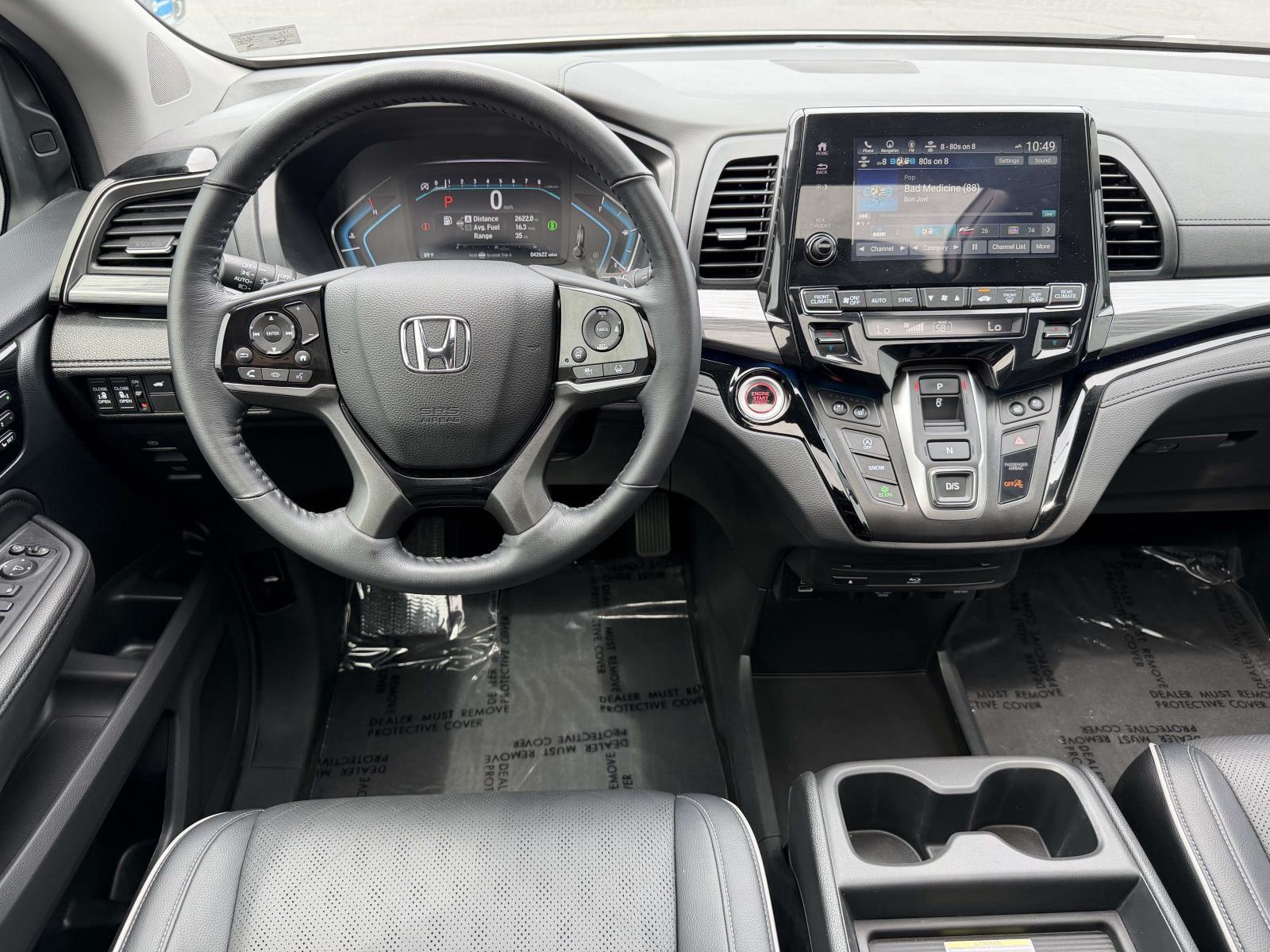 Used 2024 Honda Odyssey Van