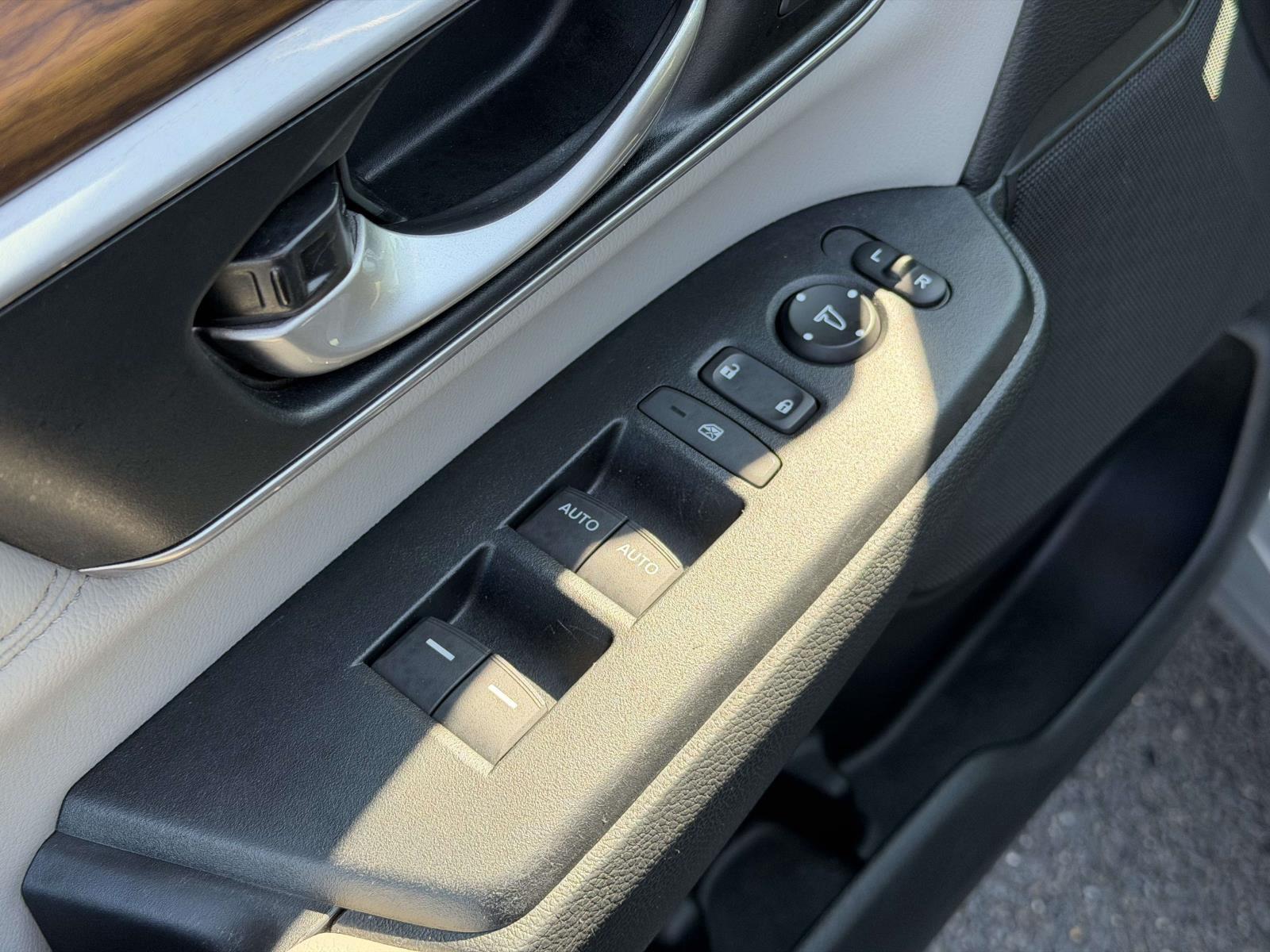 Used 2017 Honda CR-V SUV