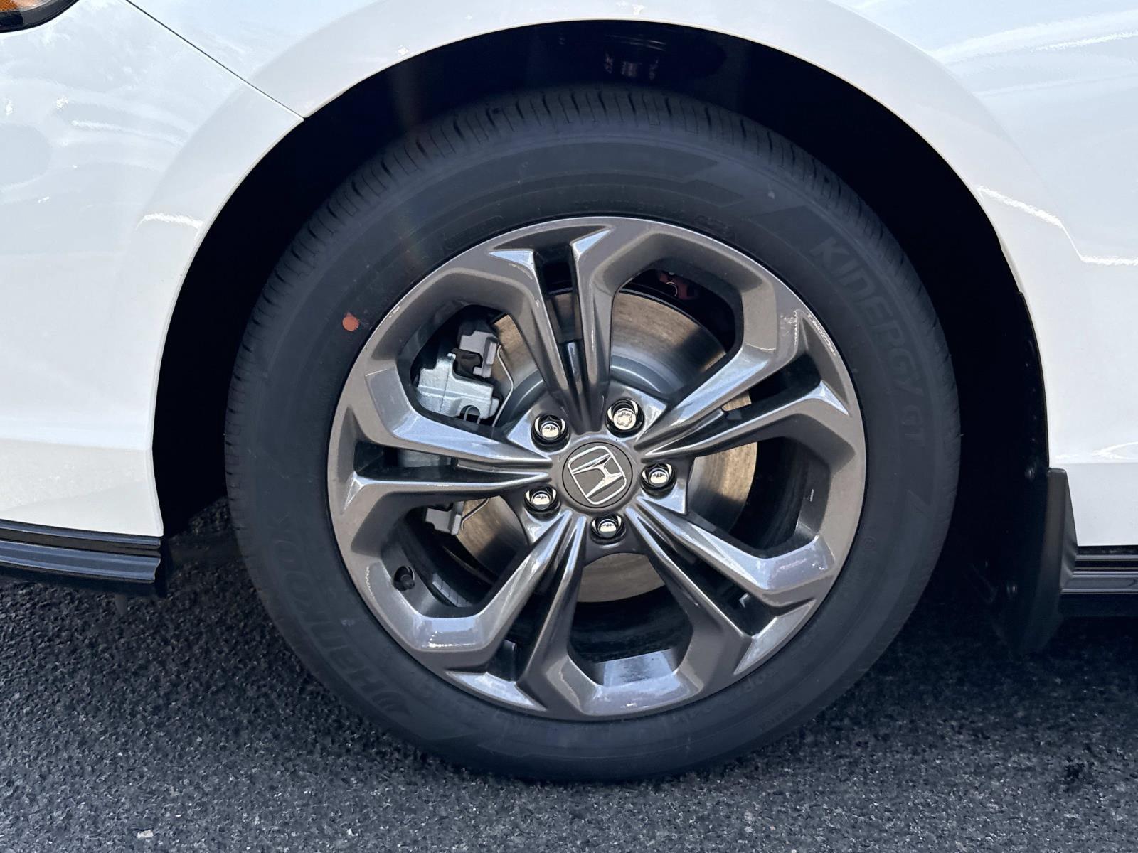 New 2026 Honda Accord Hybrid Sedan