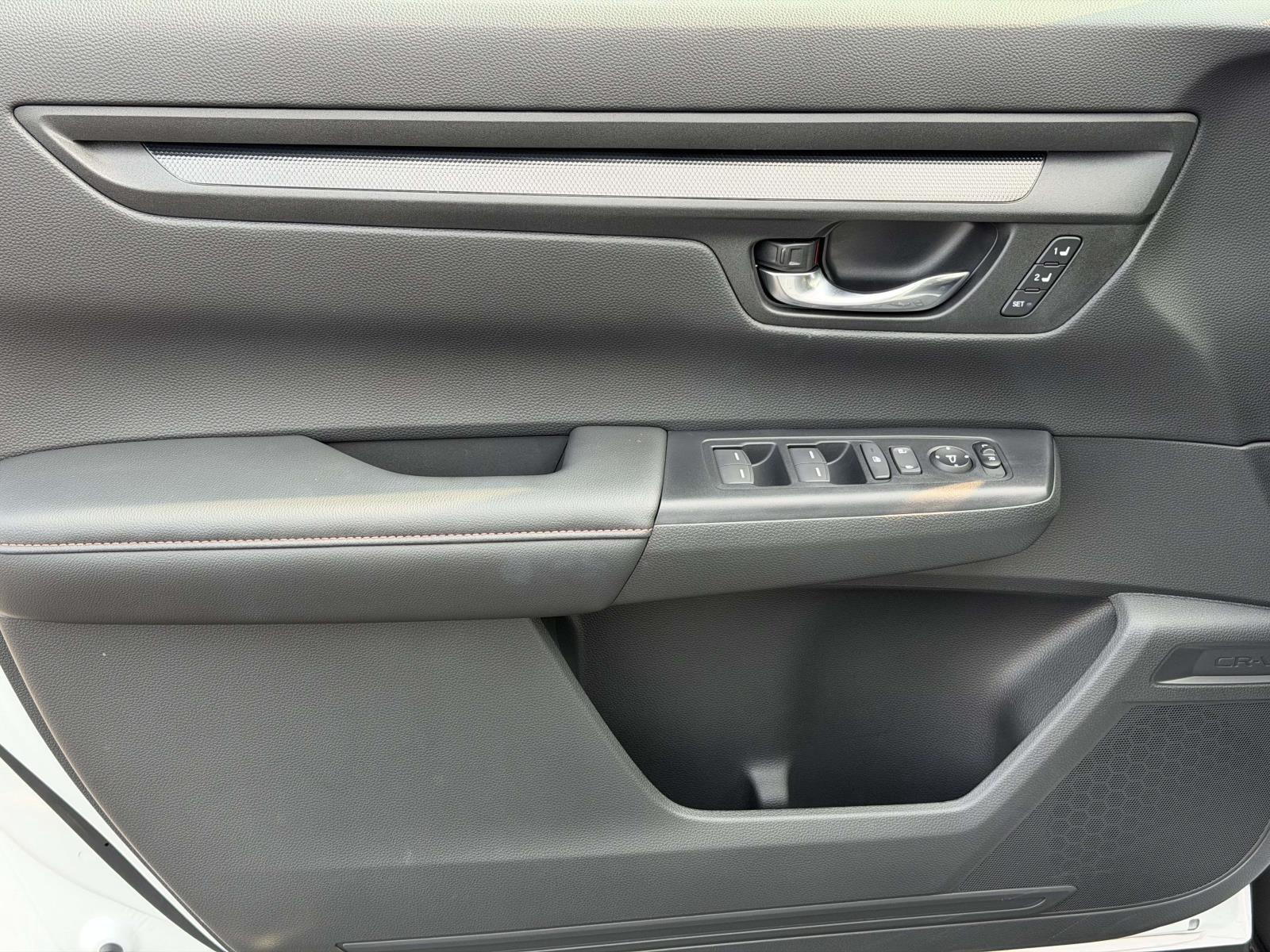 Used 2026 Honda CR-V Hybrid SUV