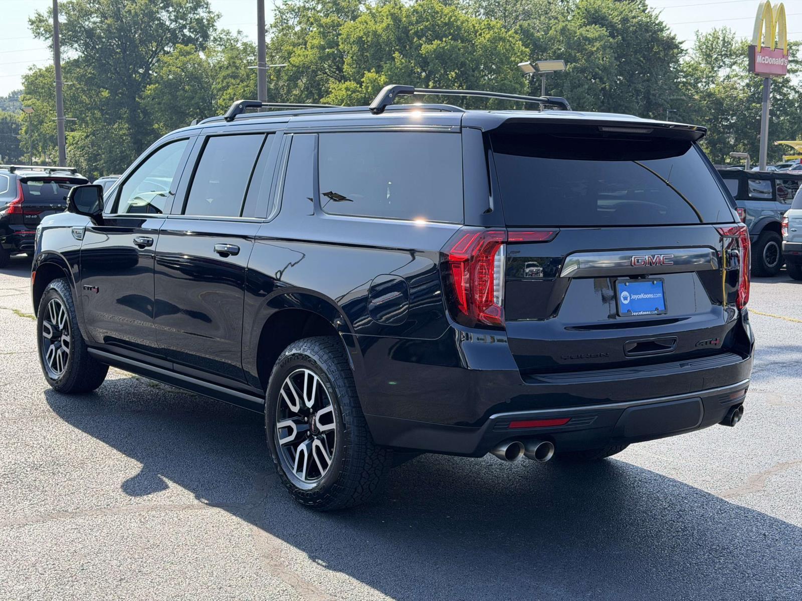 Used 2023 GMC Yukon XL SUV