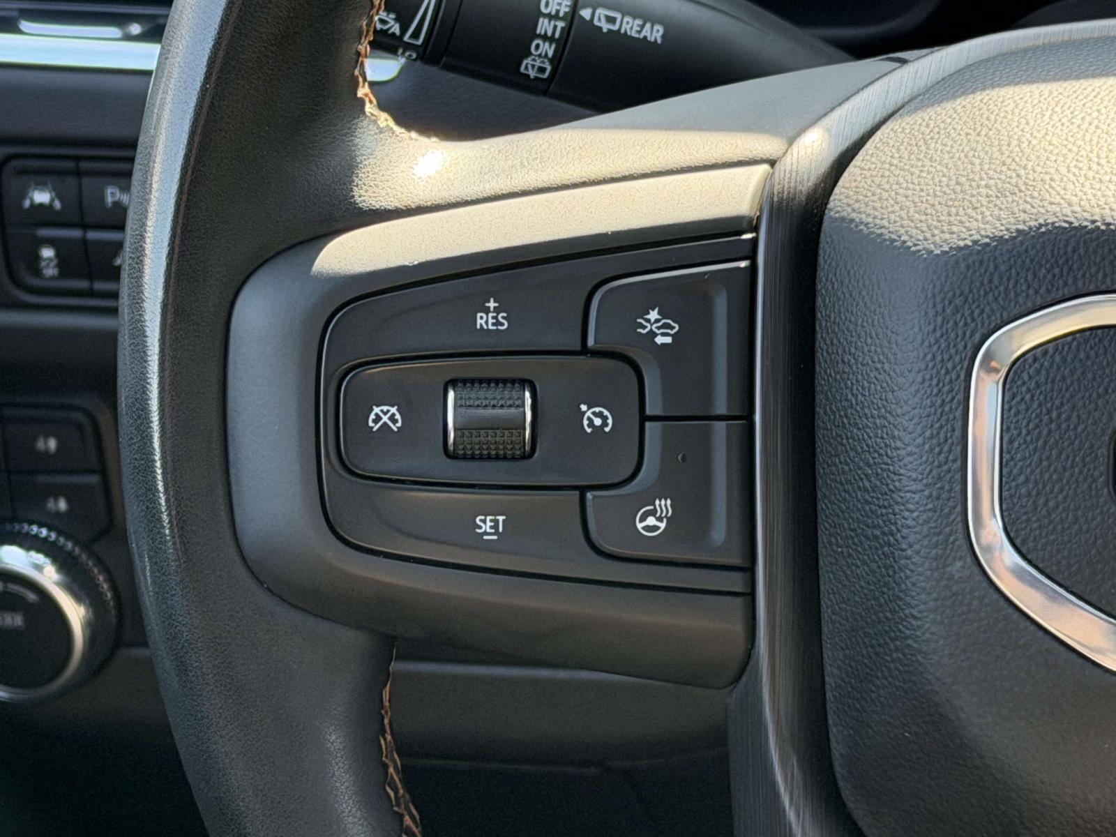 Used 2023 GMC Yukon XL SUV