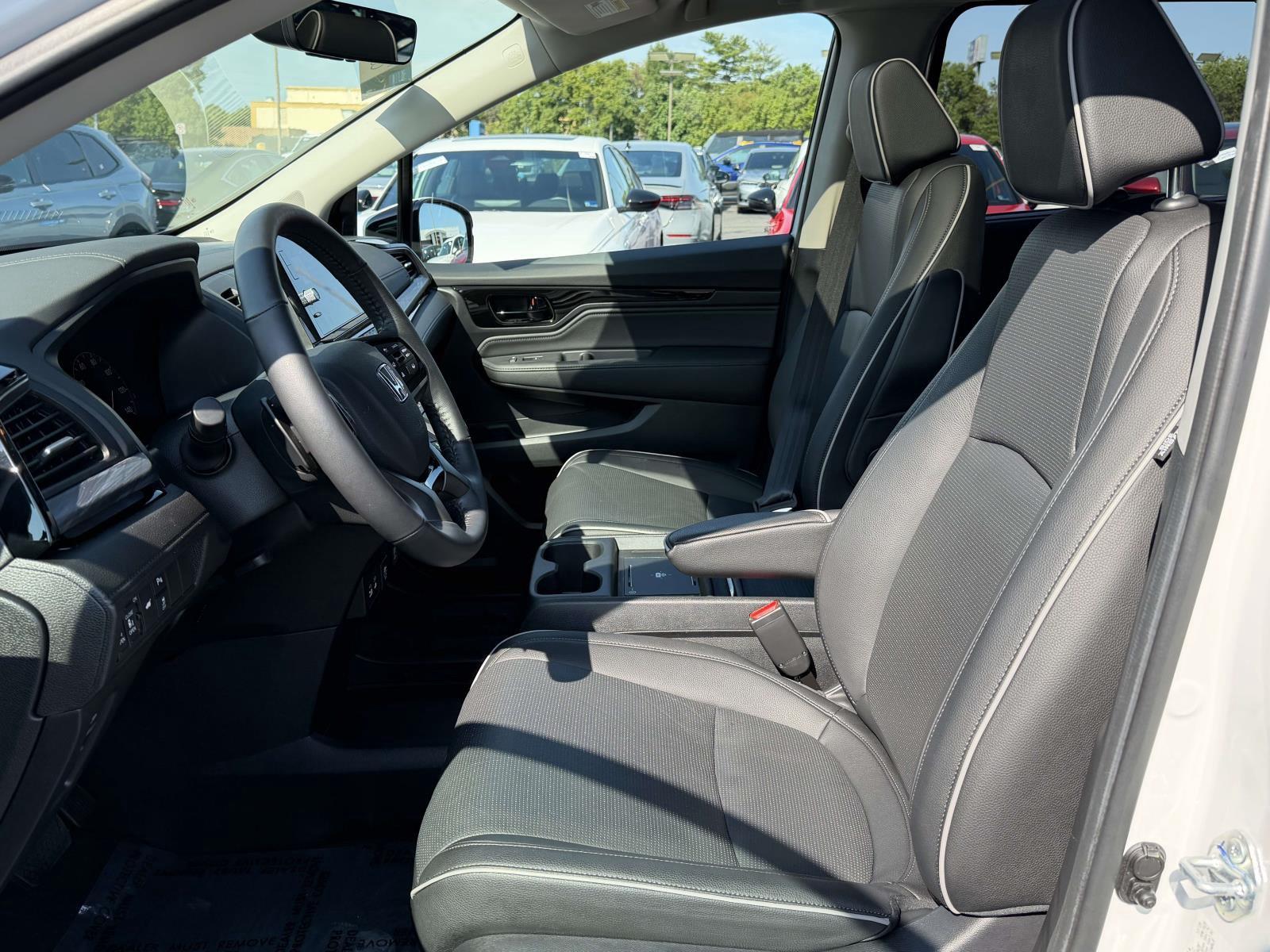 Used 2026 Honda Odyssey Van