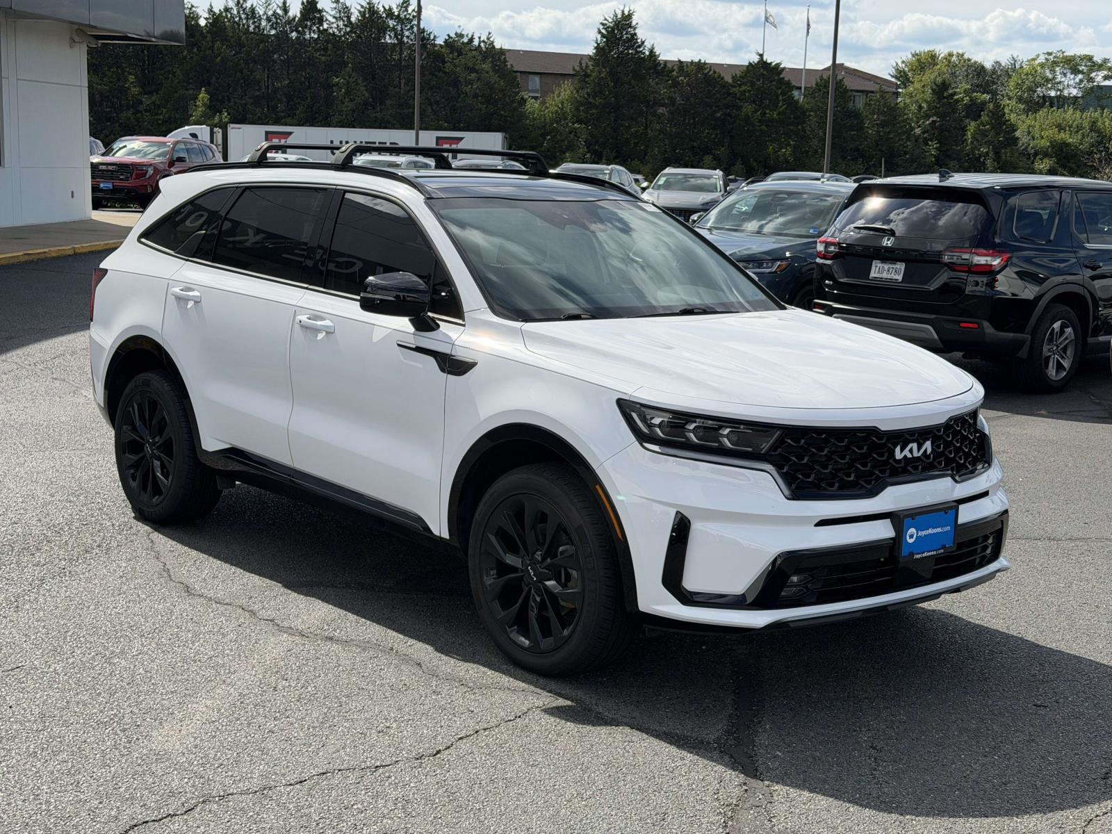 Glacial White Pearl 2023 Kia Sorento SUV / Crossover All-Wheel Drive 8-Speed Automatic