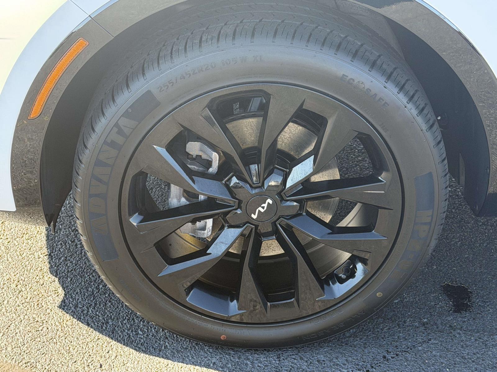 Used 2023 Kia Sorento SUV