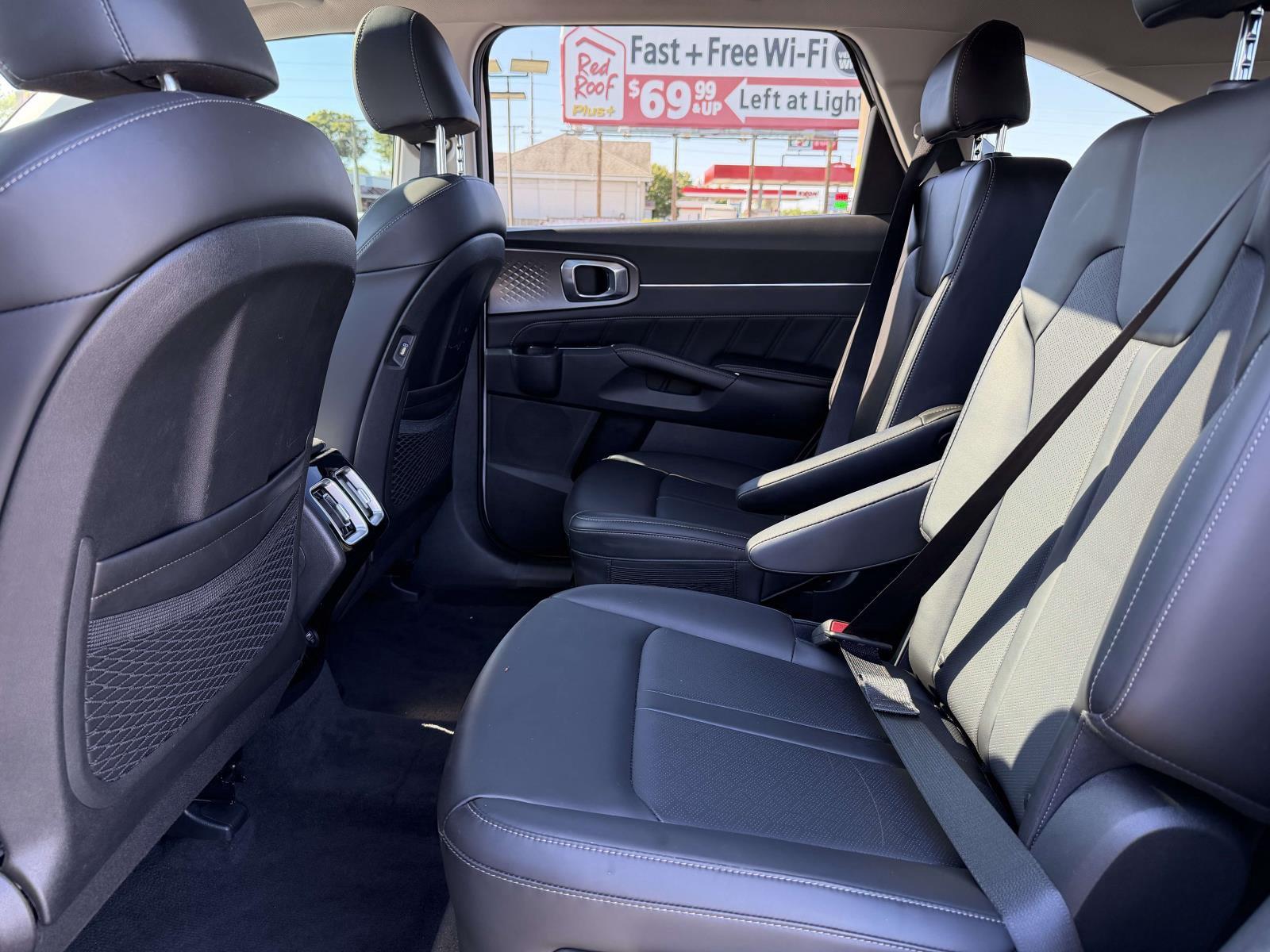 Used 2023 Kia Sorento SUV