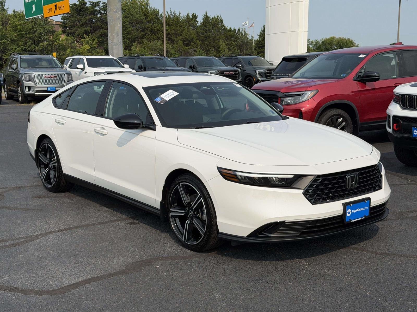 Platinum White Pearl 2026 Honda Accord Sedan Front-Wheel Drive Continuously Variable Transmission
