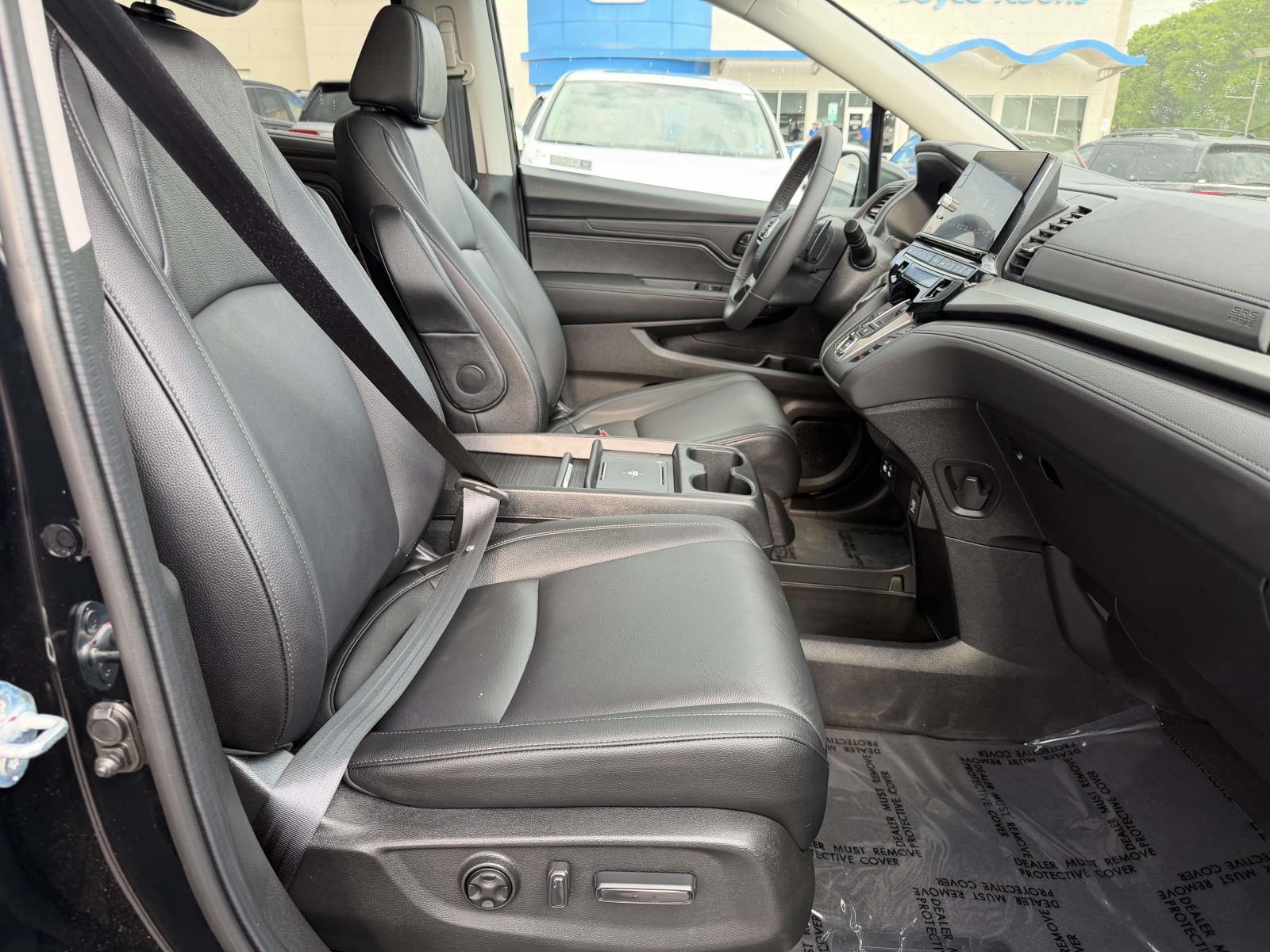 Used 2026 Honda Odyssey Van