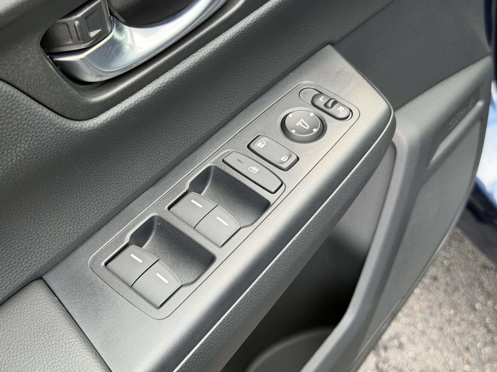 Used 2026 Honda CR-V Hybrid SUV