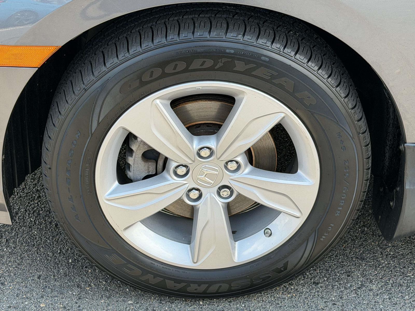 Used 2019 Honda Odyssey Van