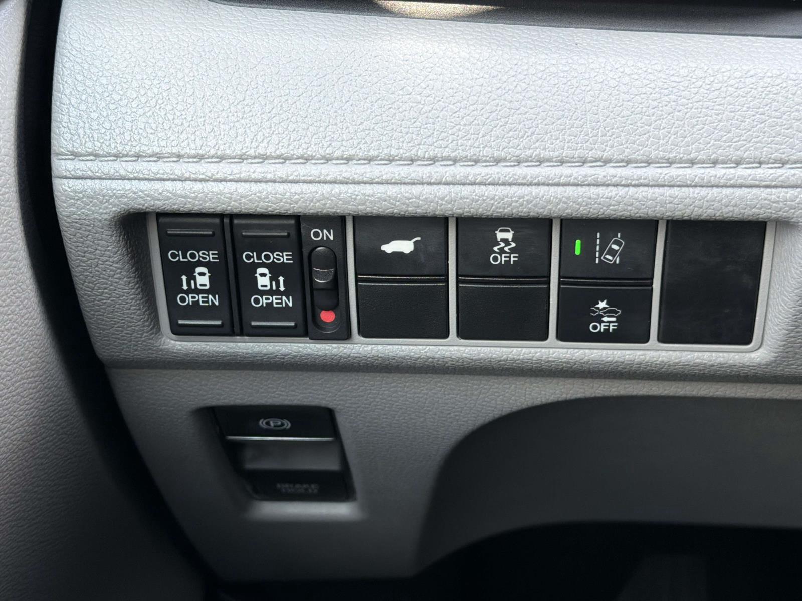 Used 2019 Honda Odyssey Van