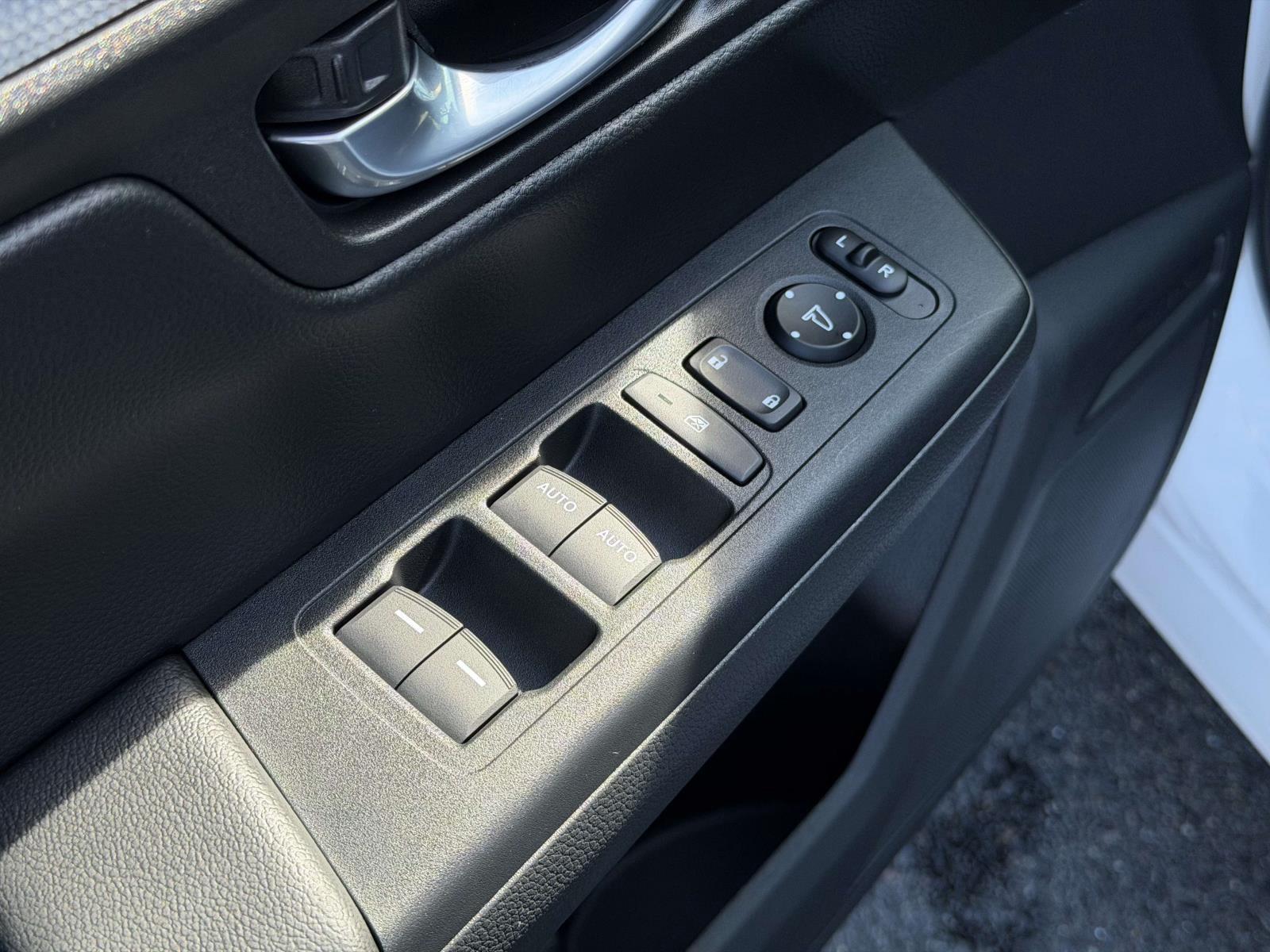 Used 2026 Honda CR-V Hybrid SUV