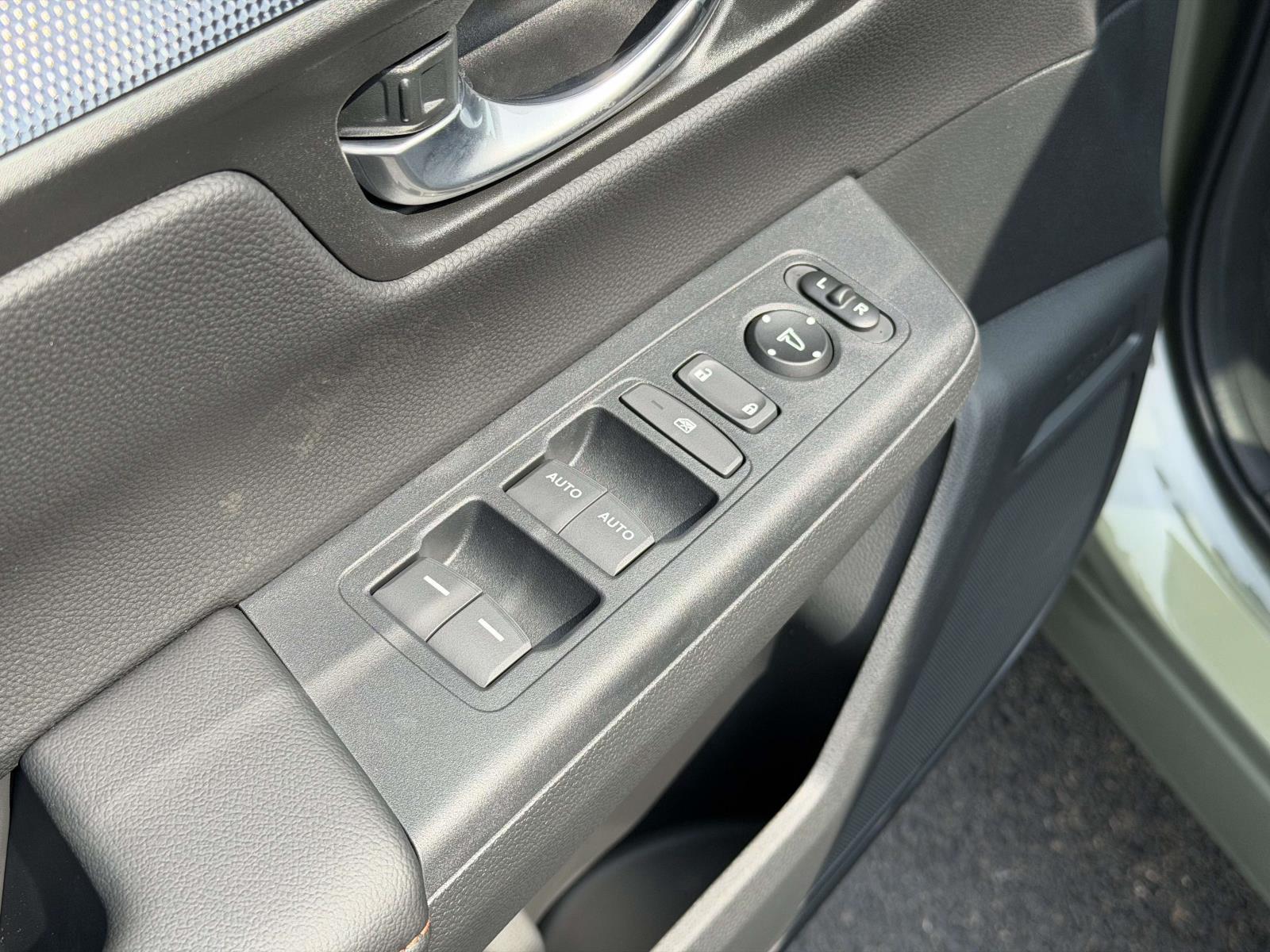 New 2026 Honda CR-V Hybrid SUV