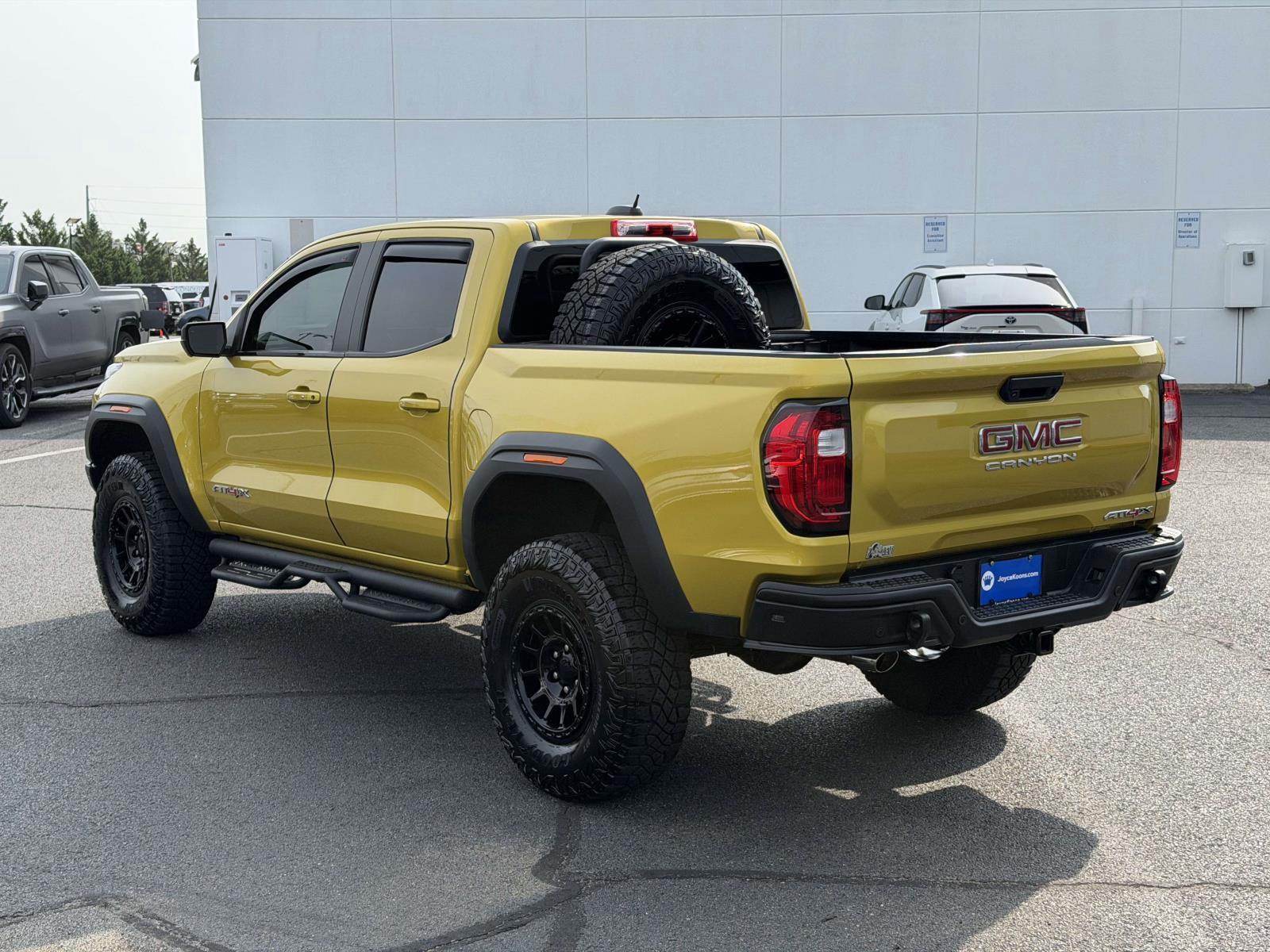 Used 2024 GMC Canyon Truck