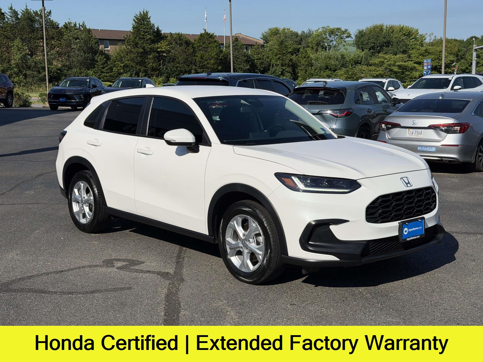 Platinum White Pearl 2025 Honda HR-V SUV / Crossover Front-Wheel Drive Continuously Variable Transmission
