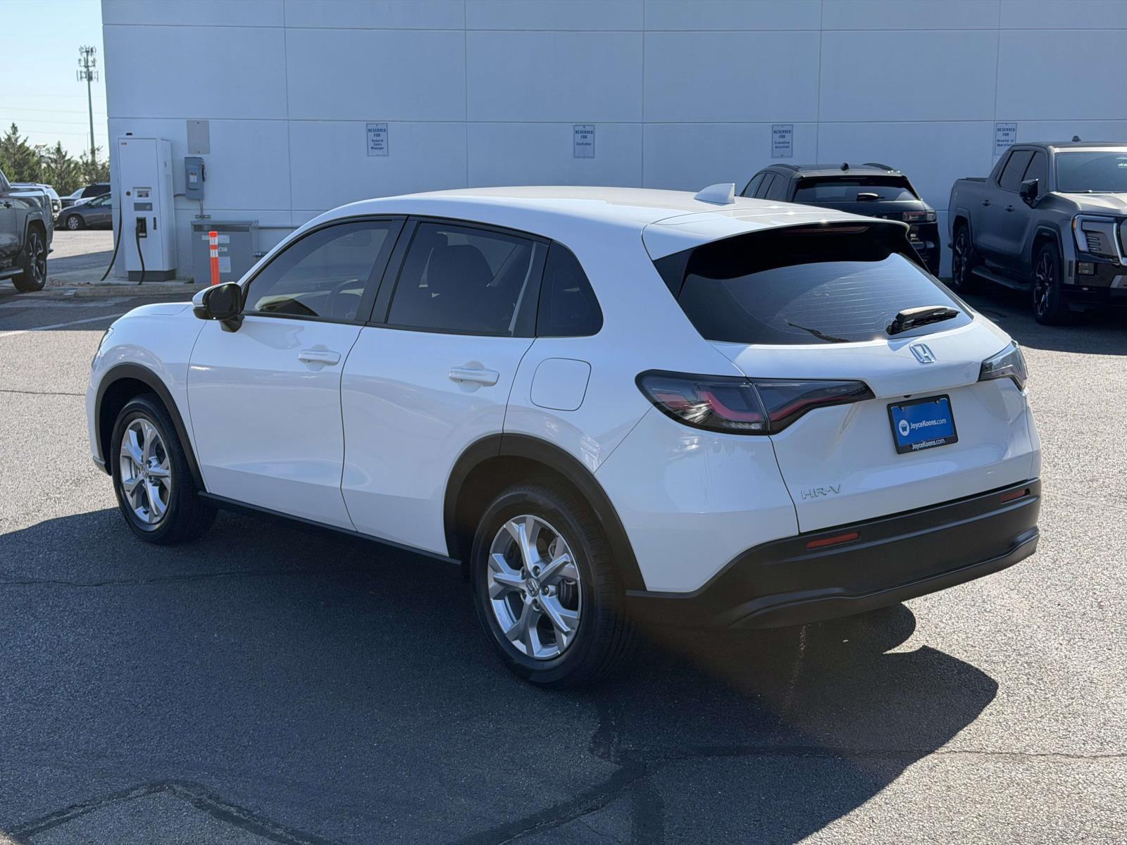 Used 2025 Honda HR-V SUV