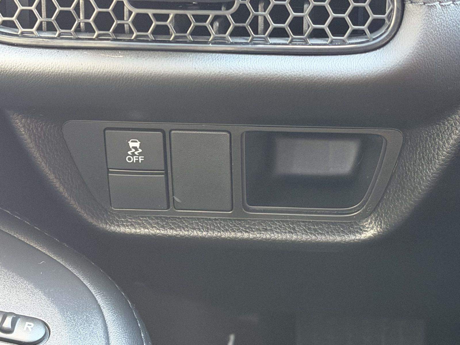 Used 2025 Honda HR-V SUV
