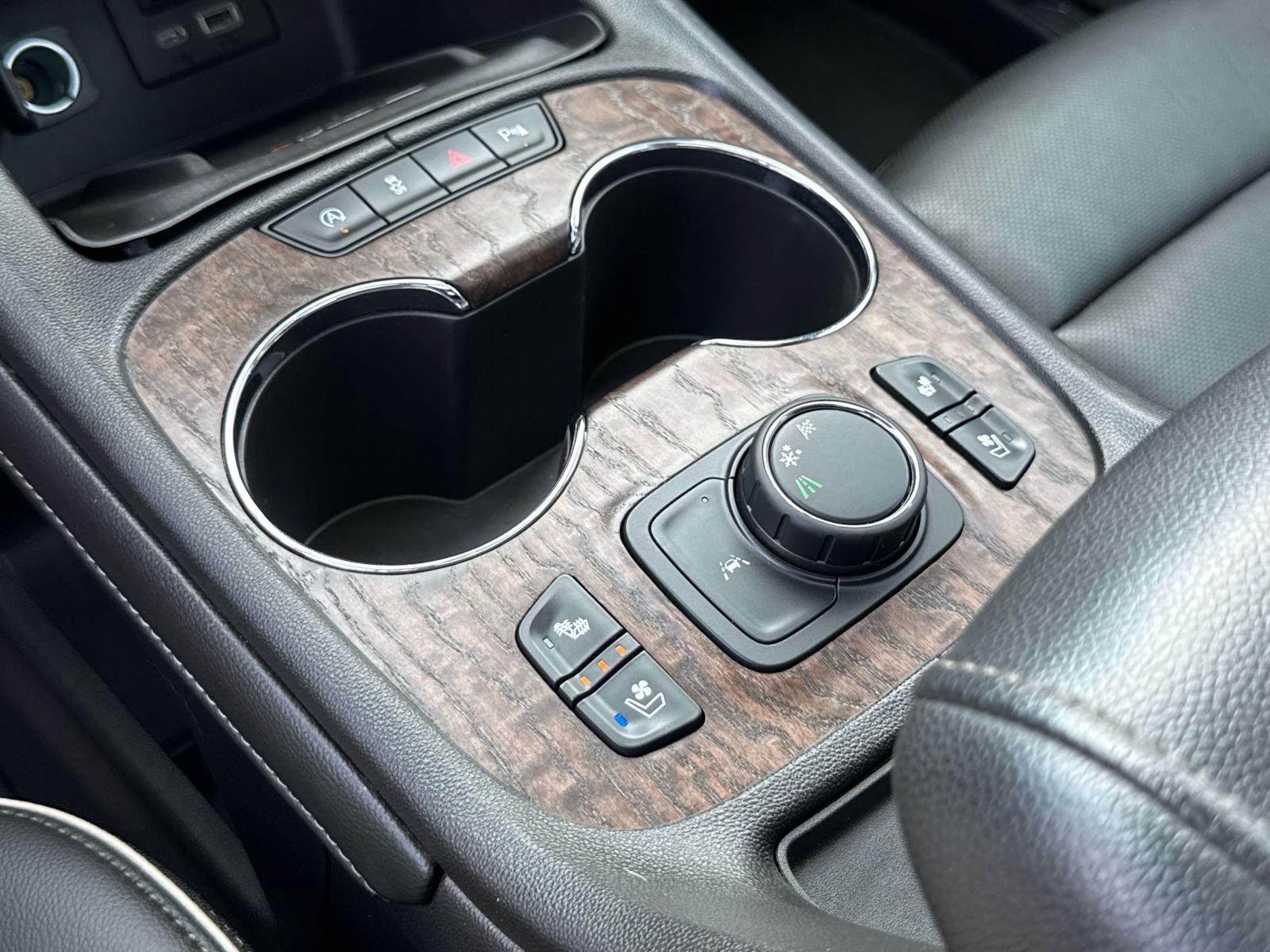 Used 2021 GMC Acadia Sedan