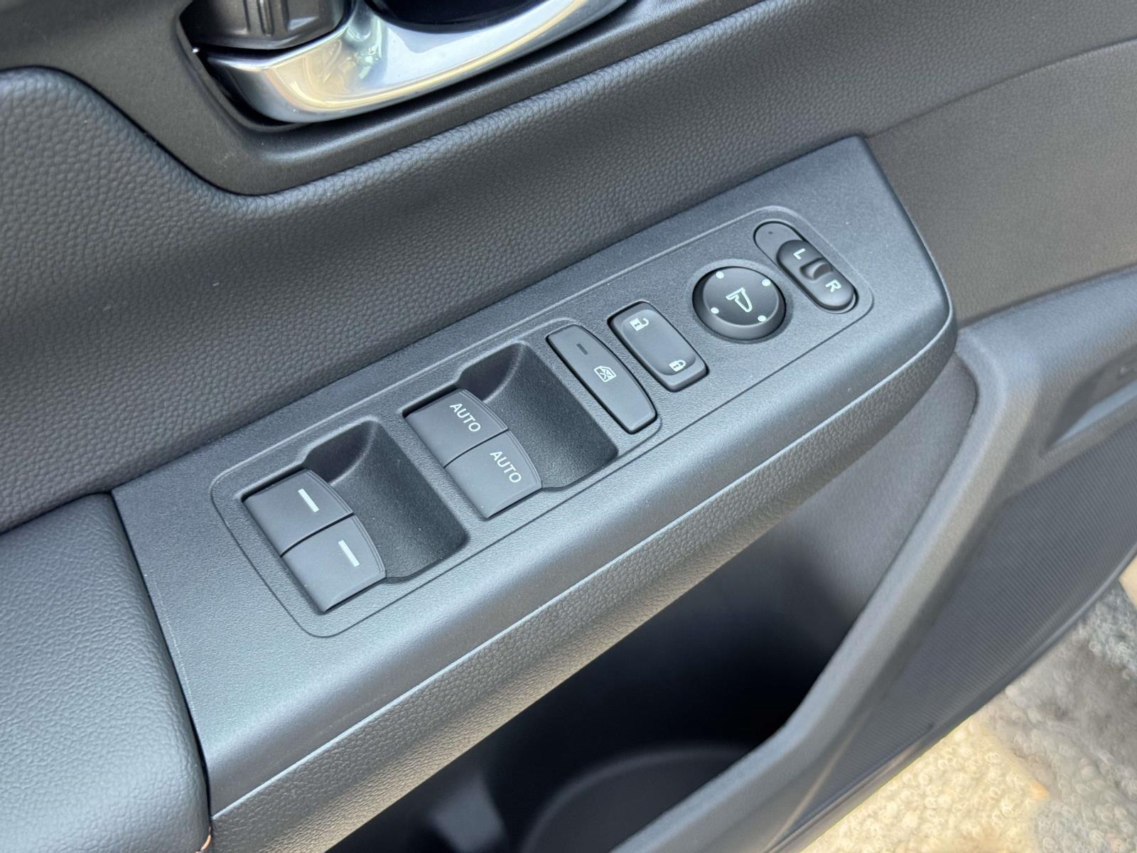 Used 2026 Honda CR-V Hybrid SUV