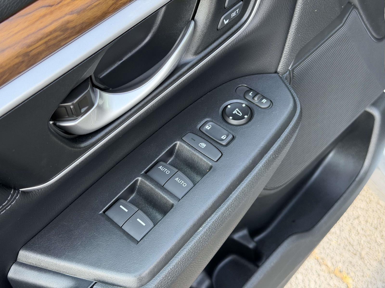 Used 2017 Honda CR-V SUV