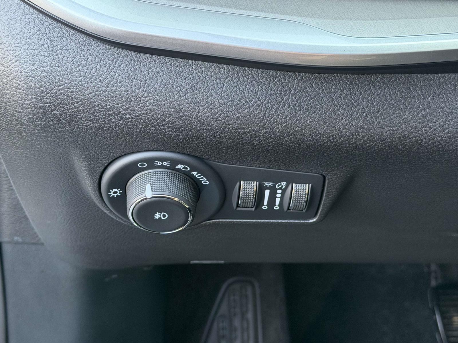 Used 2025 Jeep Compass SUV