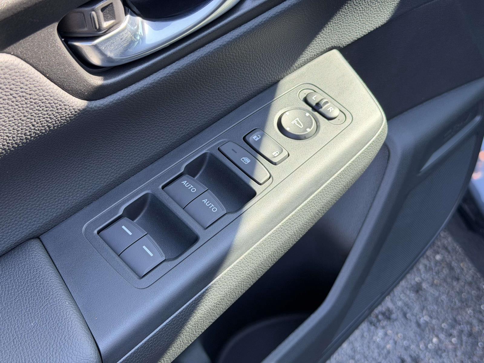 Used 2026 Honda CR-V Hybrid SUV