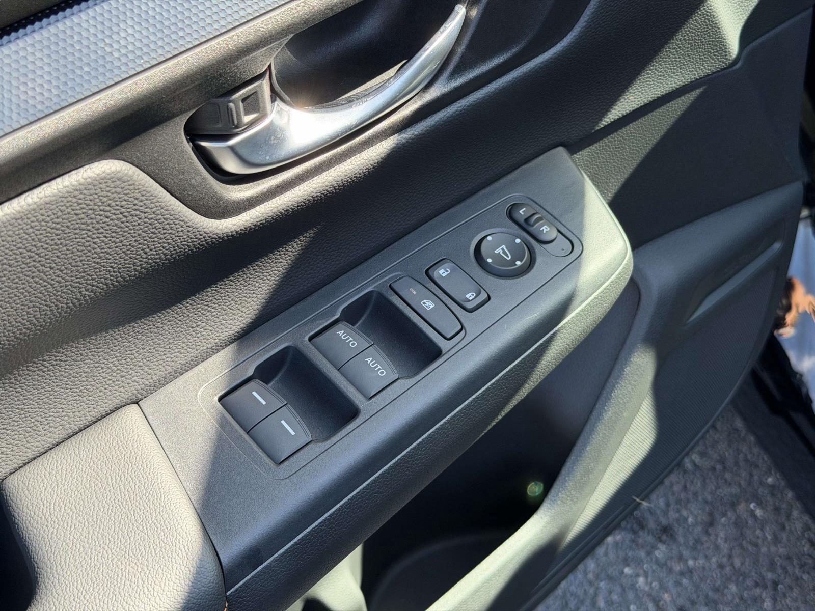 Used 2026 Honda CR-V Hybrid SUV