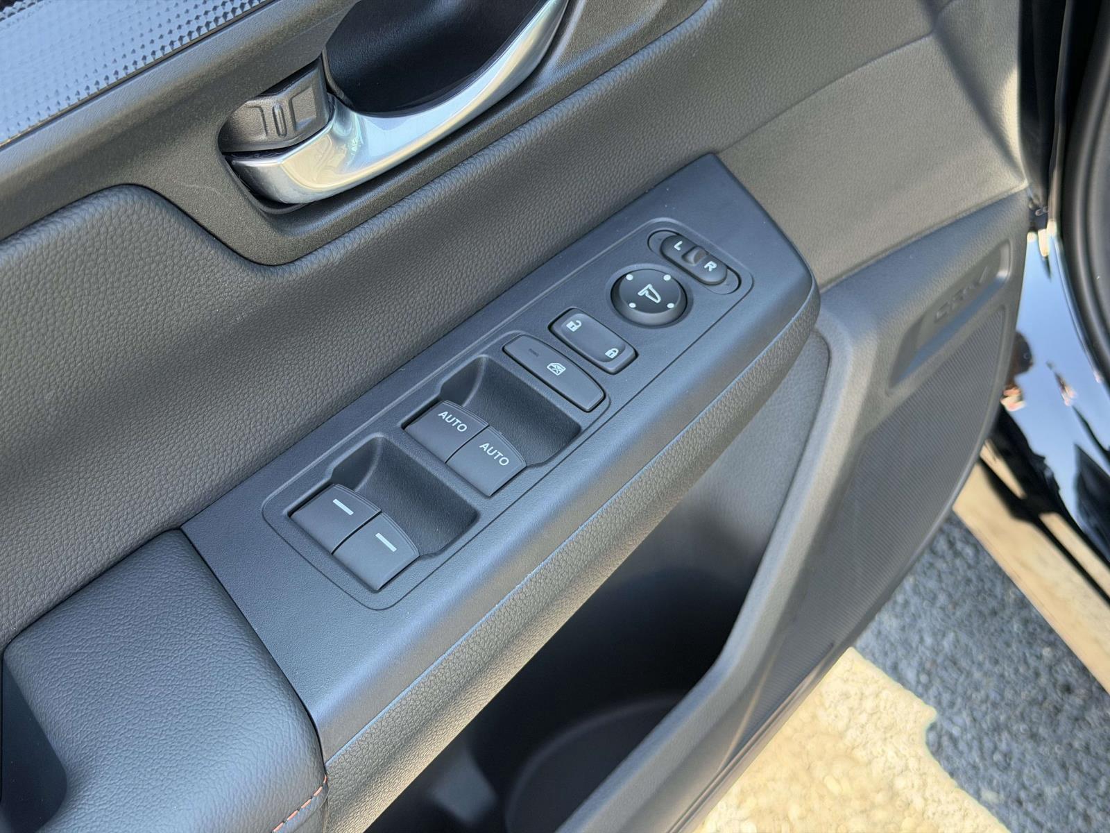 Used 2026 Honda CR-V Hybrid SUV