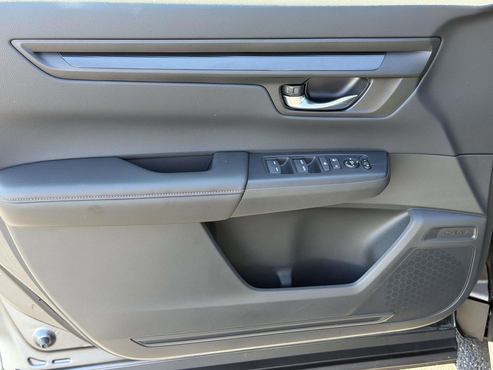 Used 2026 Honda CR-V Hybrid SUV