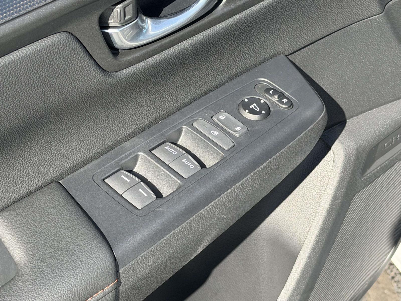 Used 2026 Honda CR-V Hybrid SUV