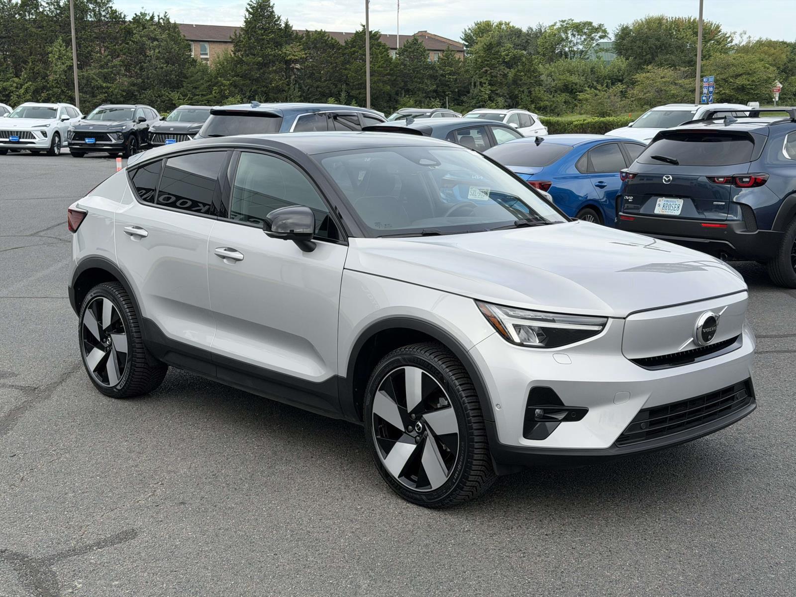 Silver Dawn Metallic 2022 Volvo C40 Recharge SUV / Crossover Automatic