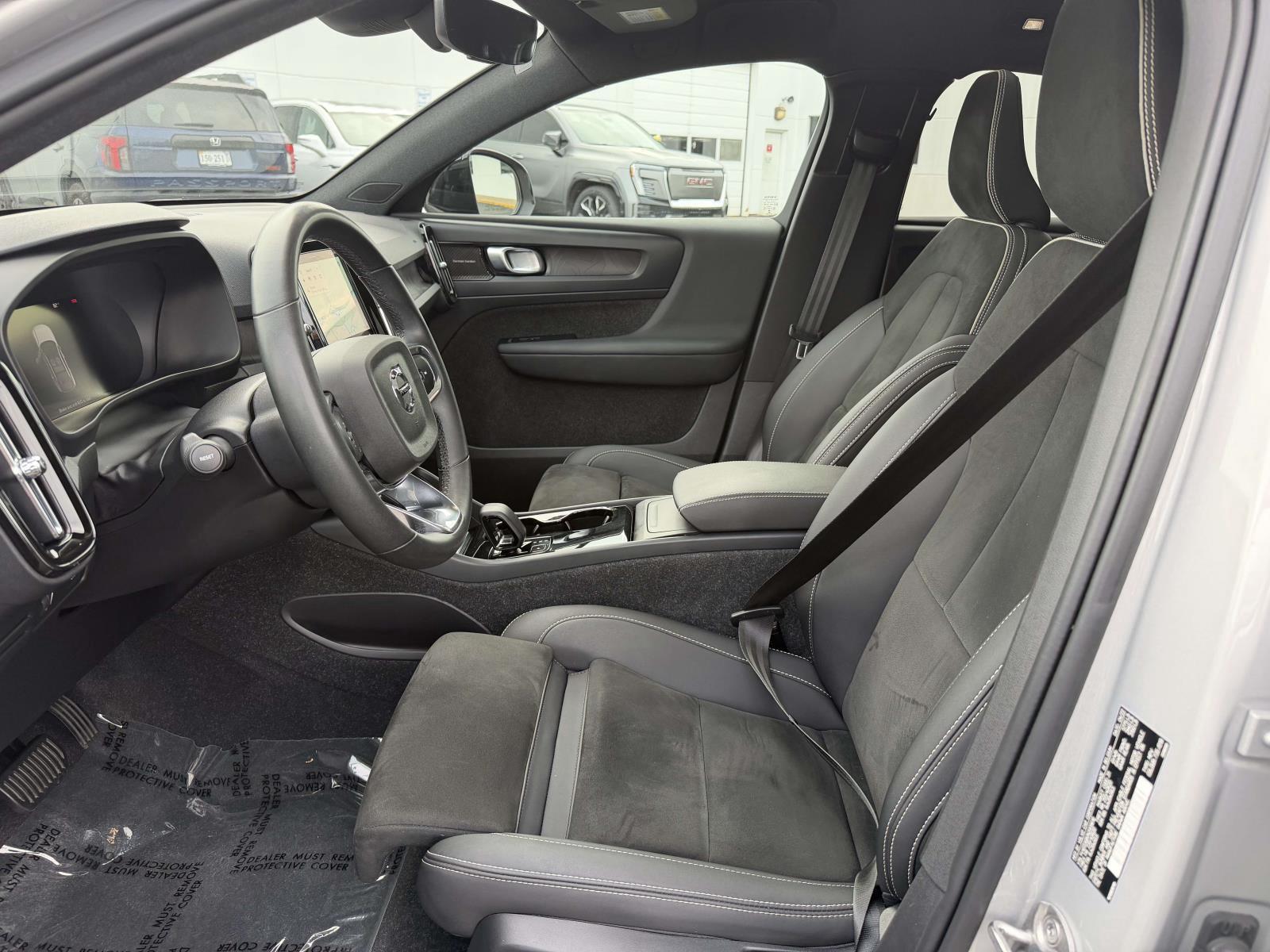 Used 2022 Volvo C40 Recharge Pure Electric SUV