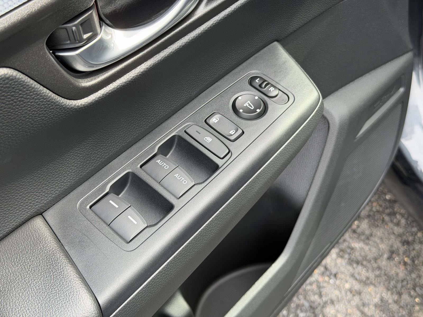 Used 2026 Honda CR-V Hybrid SUV