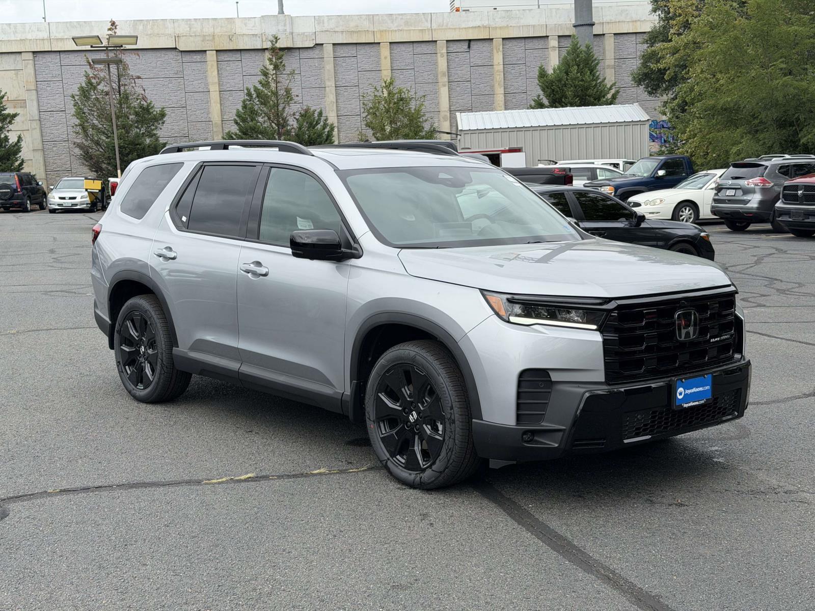Solar Silver Metallic 2026 Honda Pilot SUV / Crossover All-Wheel Drive Automatic