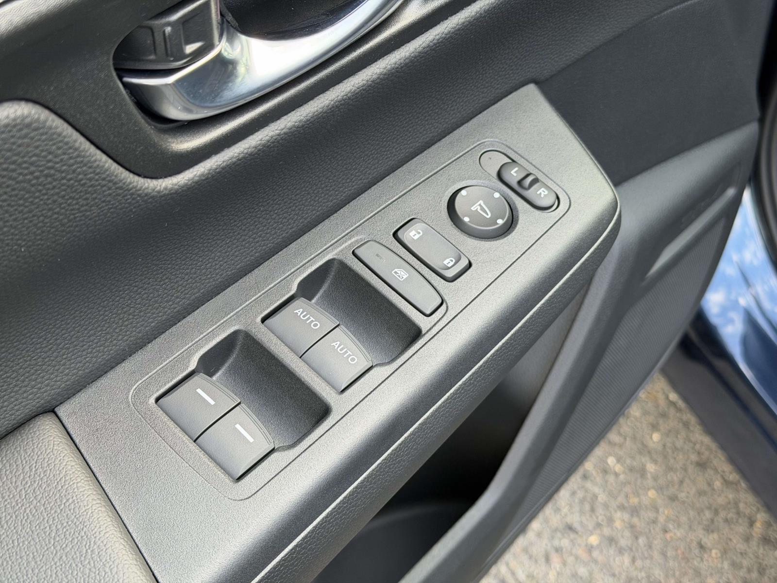 Used 2026 Honda CR-V Hybrid SUV