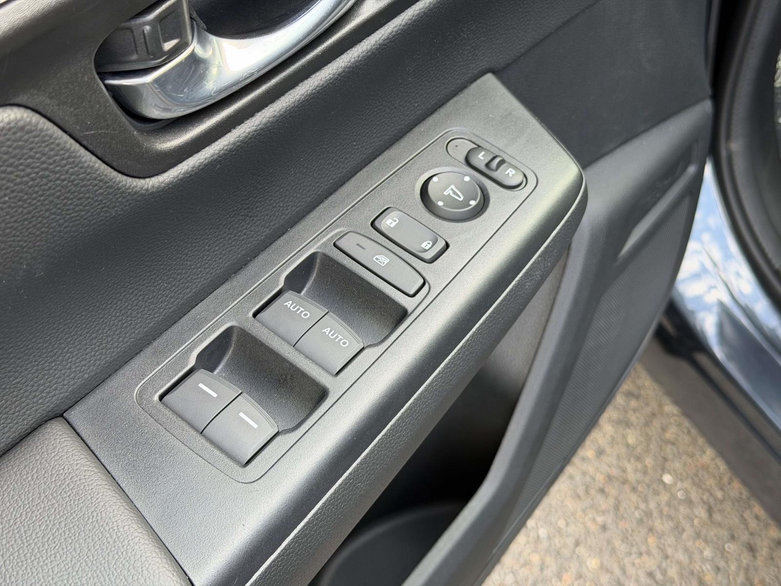 Used 2026 Honda CR-V Hybrid SUV