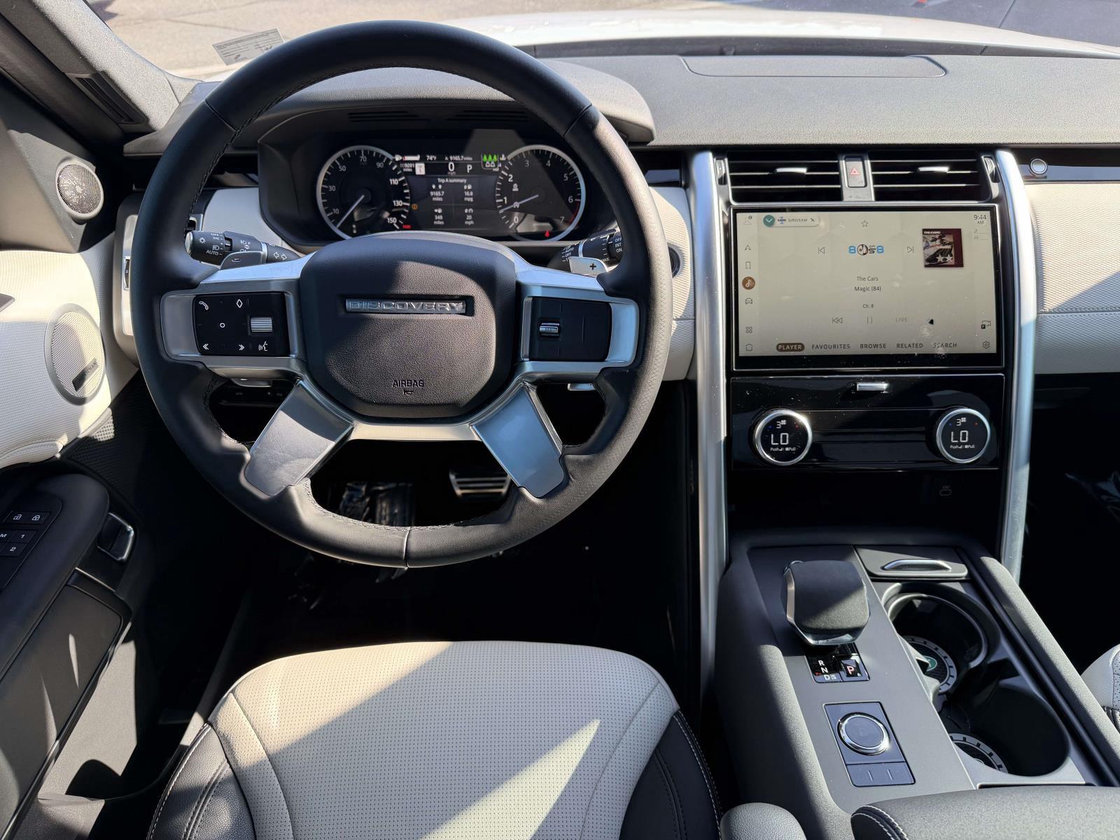 Used 2023 Land rover Discovery SUV