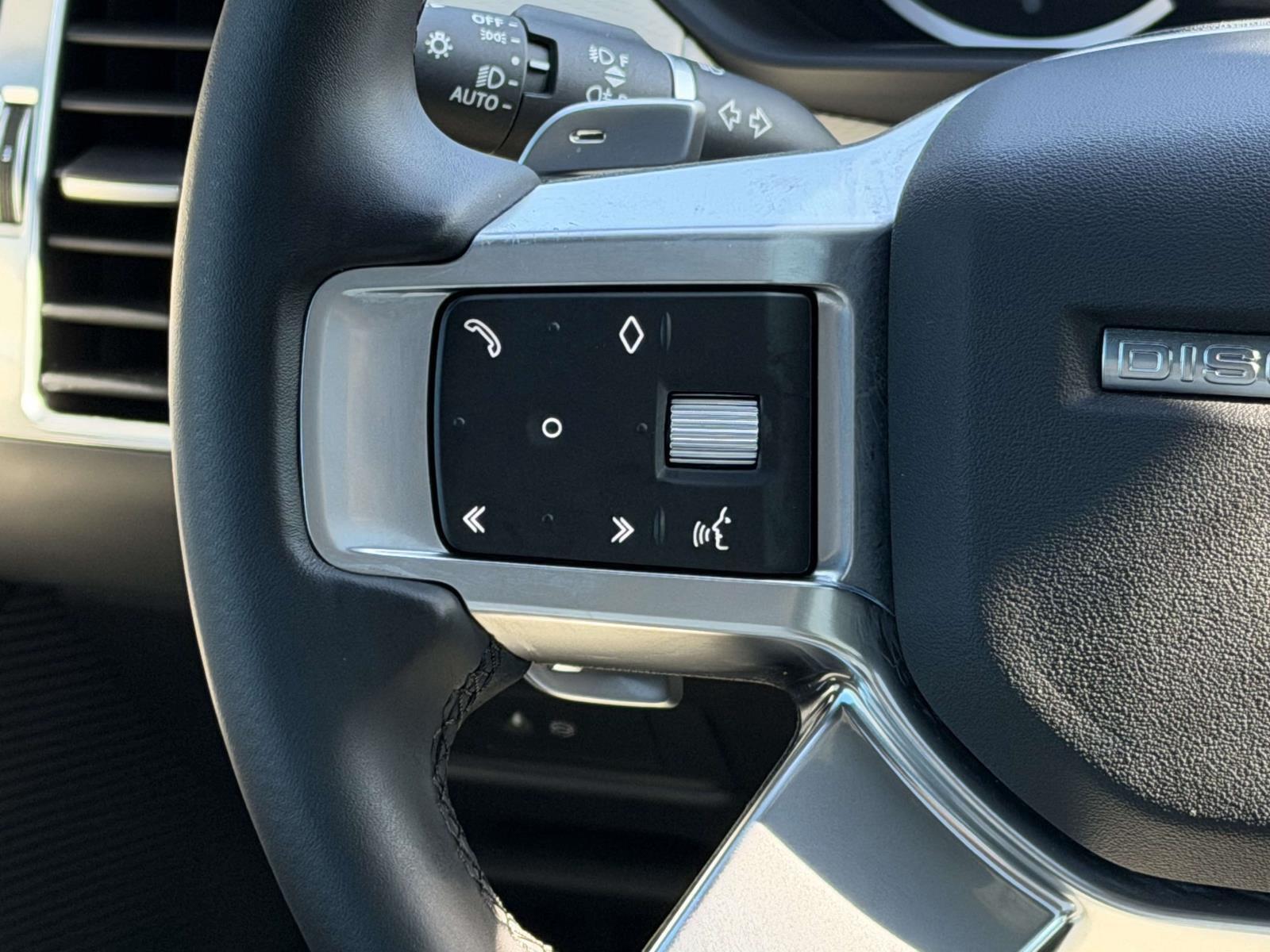 Used 2023 Land rover Discovery SUV