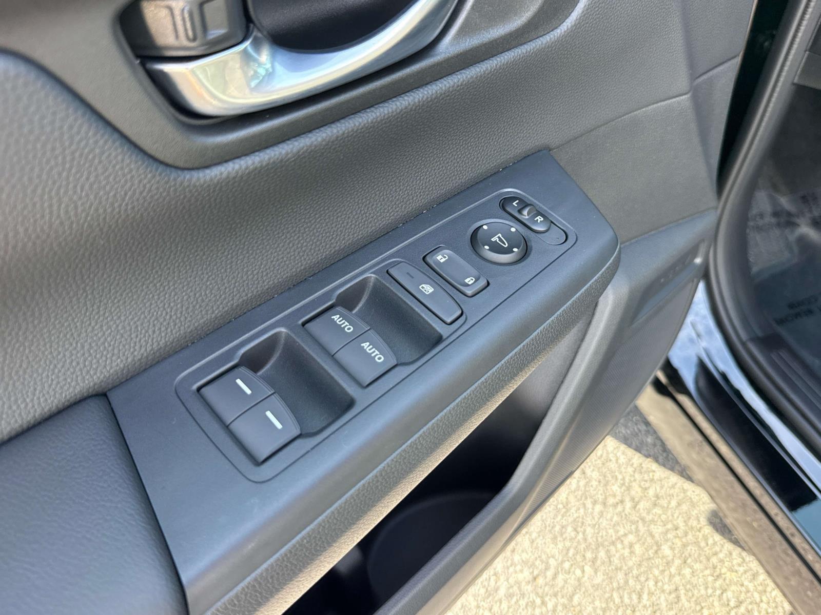 Used 2026 Honda CR-V Hybrid SUV