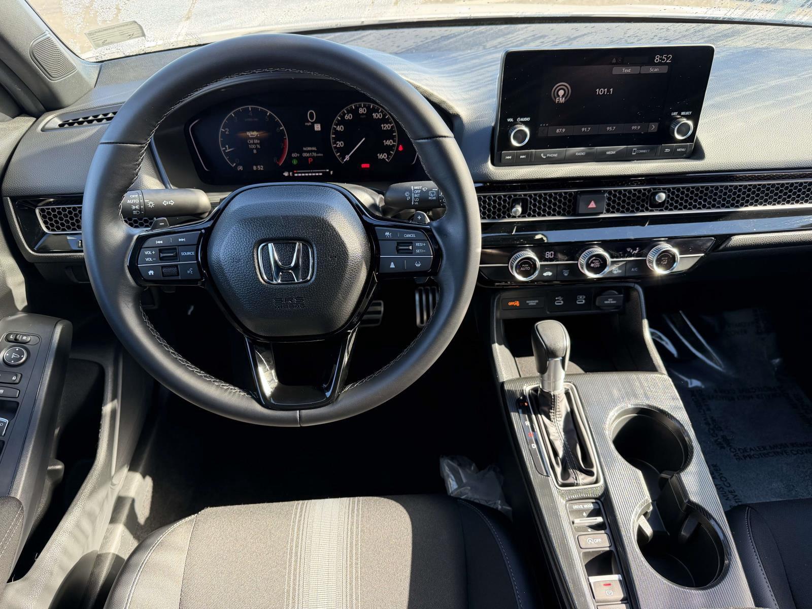 2025 Honda Civic Hatchback Sport - Photo 10
